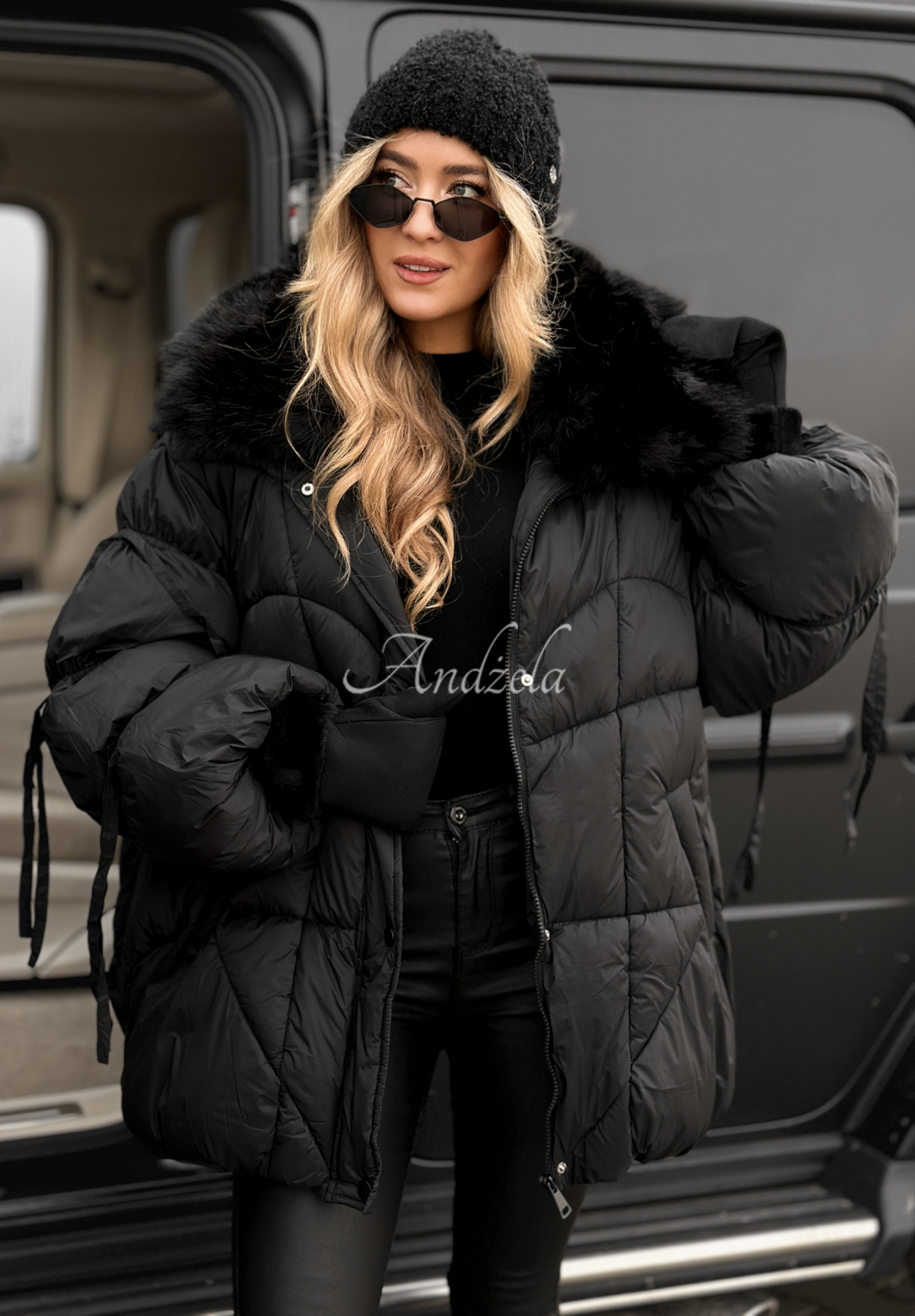 Prešívaná bunda s kožušinou Cold Without You čierna