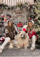 Vzorovaný Sveter z futerkiem Christmas Fireplace červený