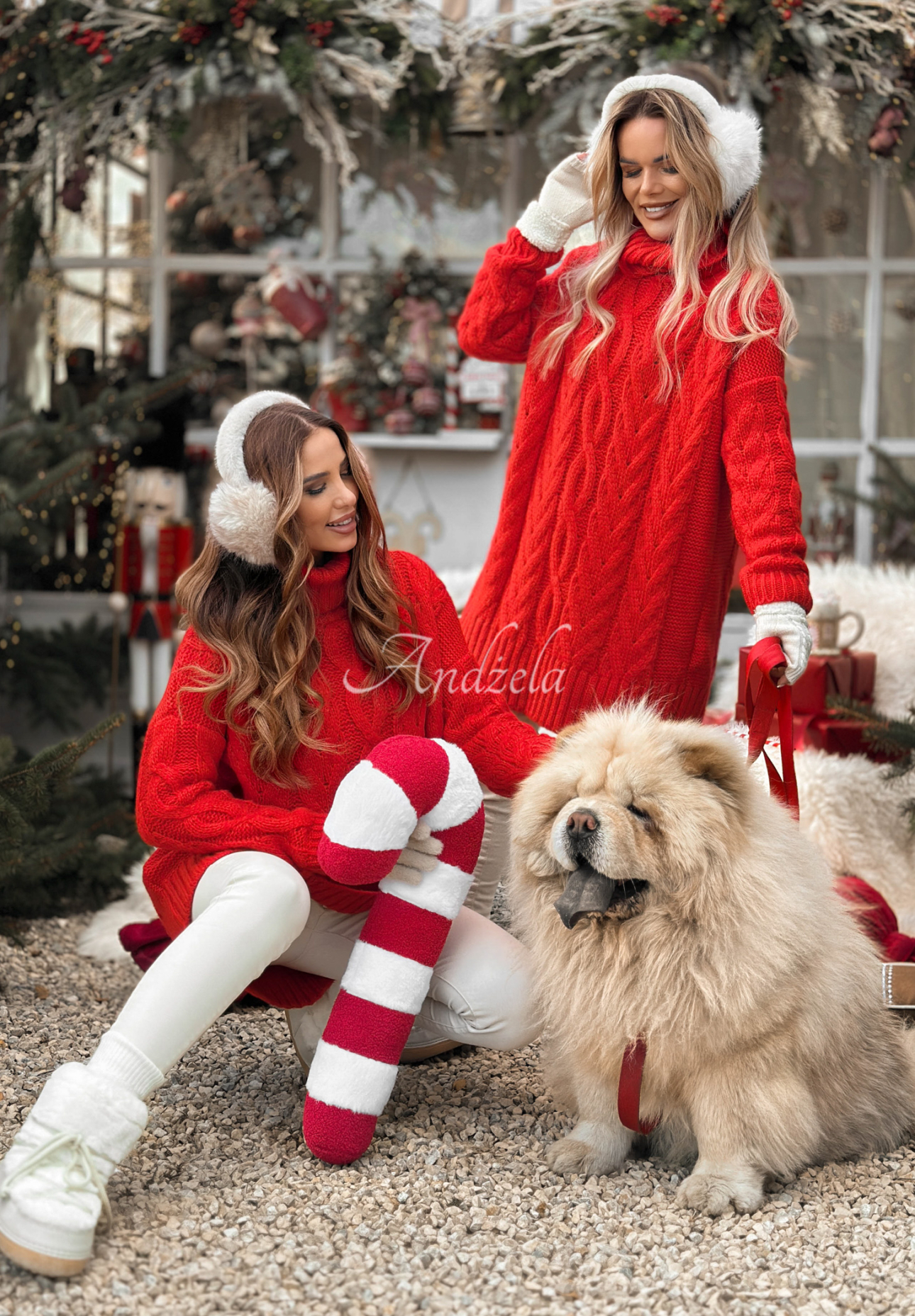 Ozdobne pletený rolák s vlnou Wrapped In Comort červený