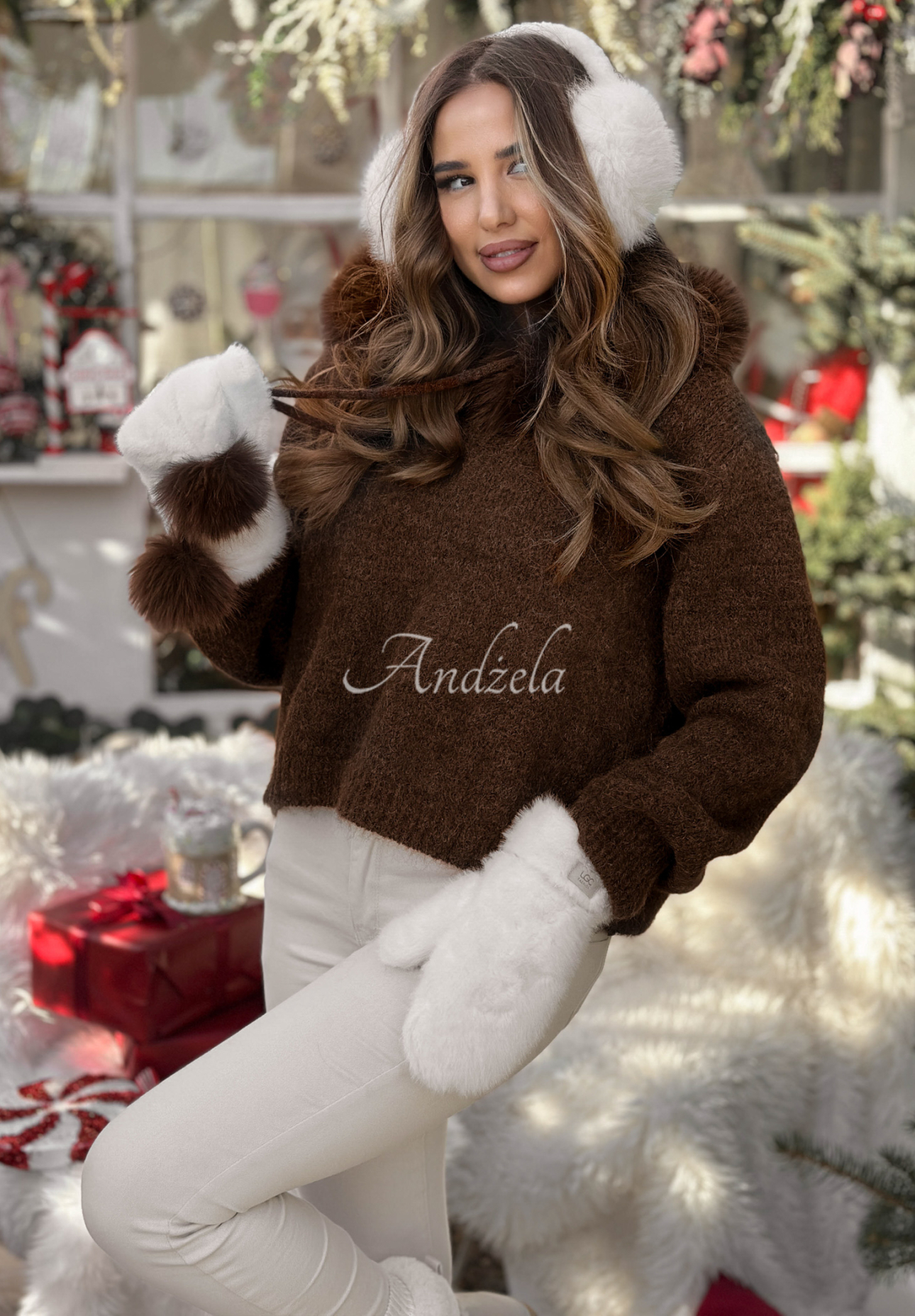 Sveter s kapucňou a kožušinou Cinnamon Tea čokoládový