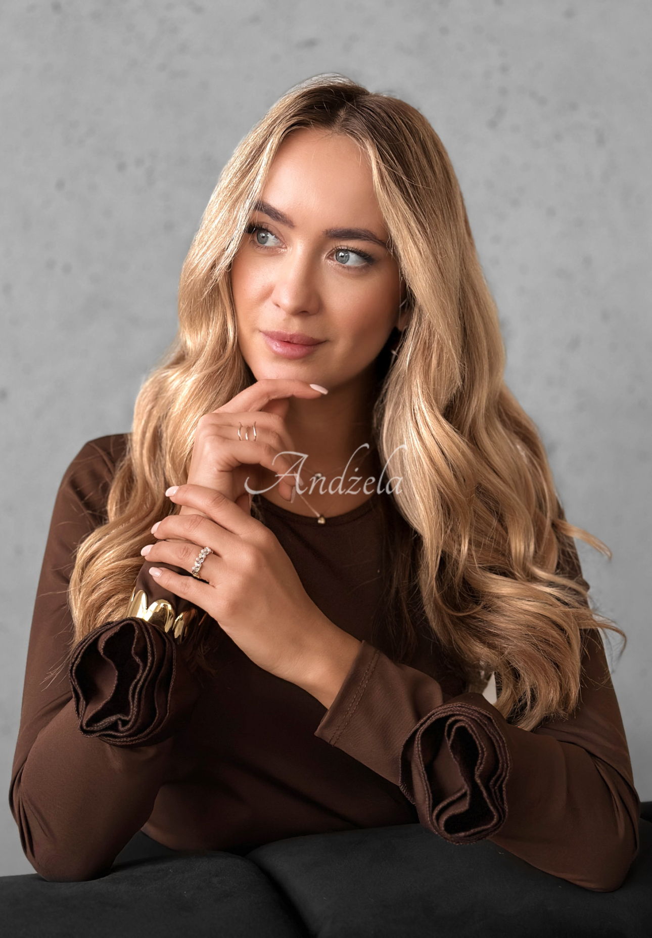 Blúzka s ozdobnými ružami Rose All Day čokoládová