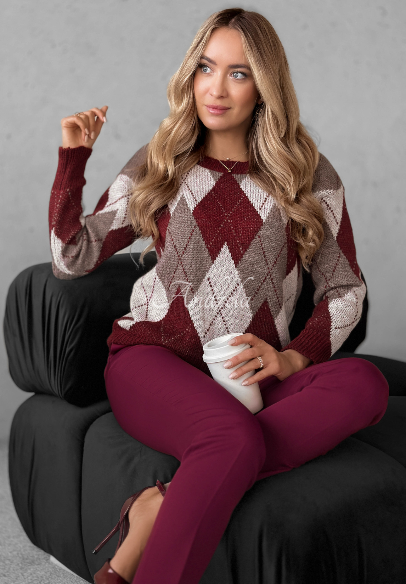 Sveter s diamantovým vzorom s vlnou a alpakou Lone Pine bordová