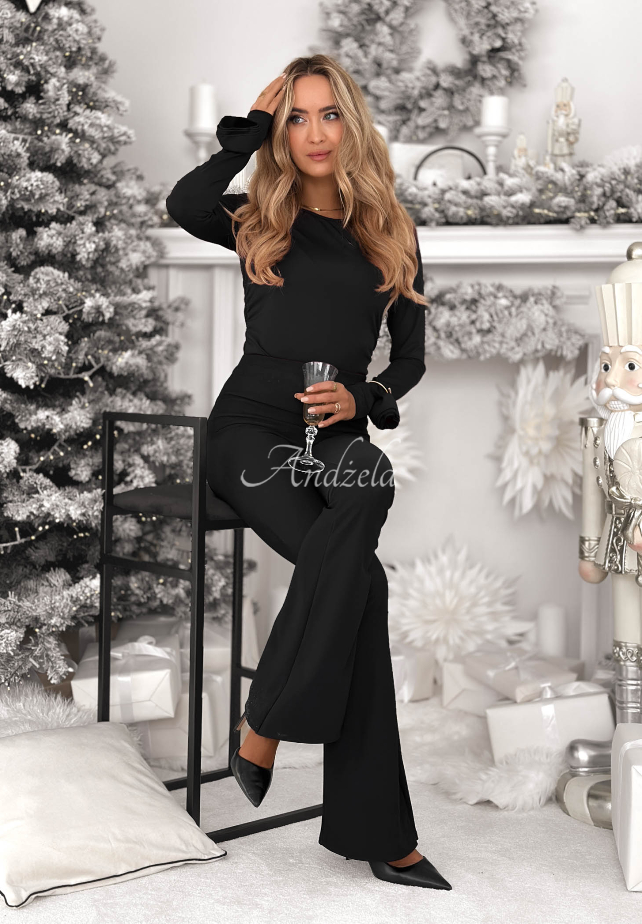 Blúzka s ozdobnými ružami Rose All Day čierna