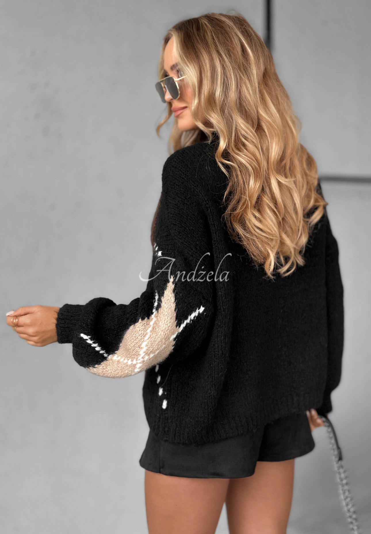 Sveter s diamantovým vzorom s vlnou a viskózou Sweet Apple Pie čierne