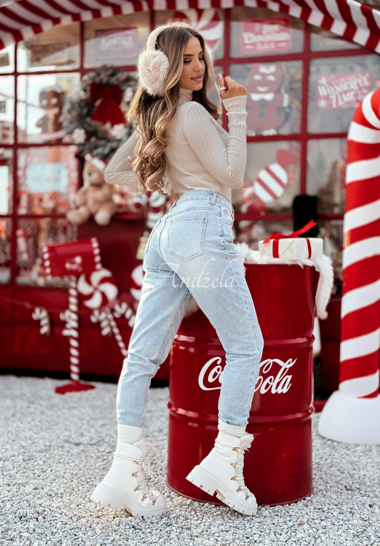 Ľahký rebrovaný sveter s rolákom Restful Pause béžový