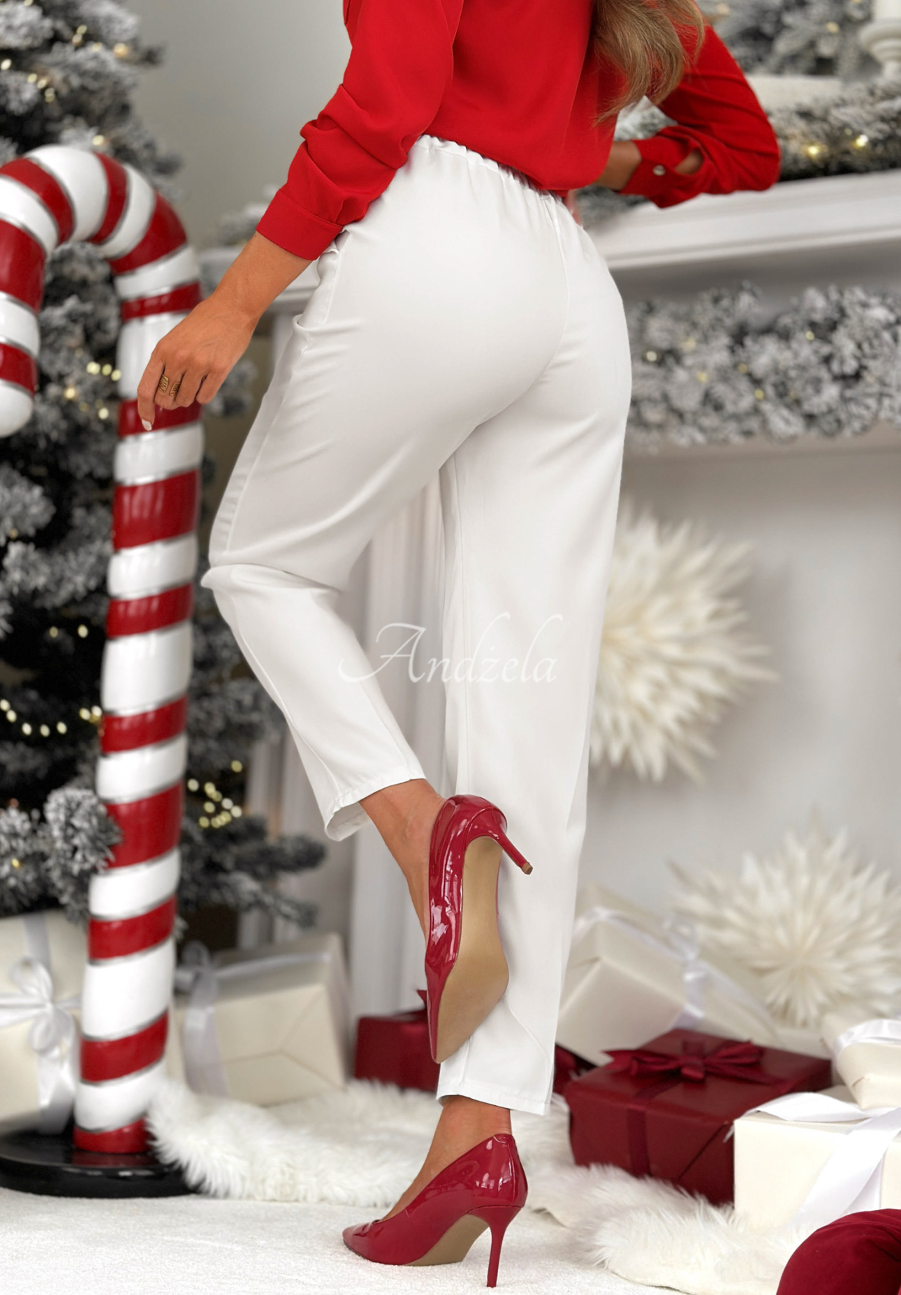 Cigaretové nohavice No Idea ecru