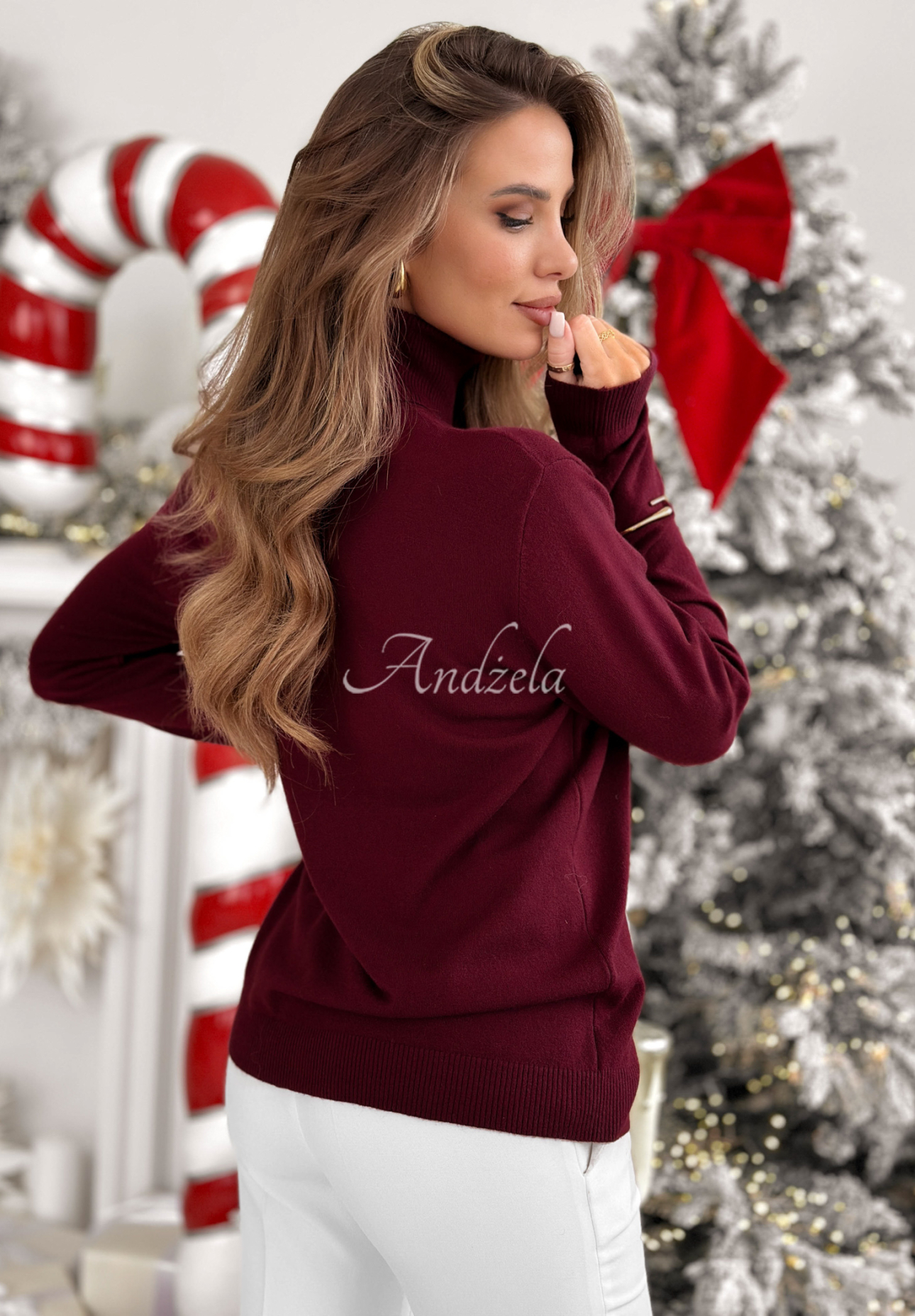 Sveter s rolákom a viskózou Sweater Mood bordová