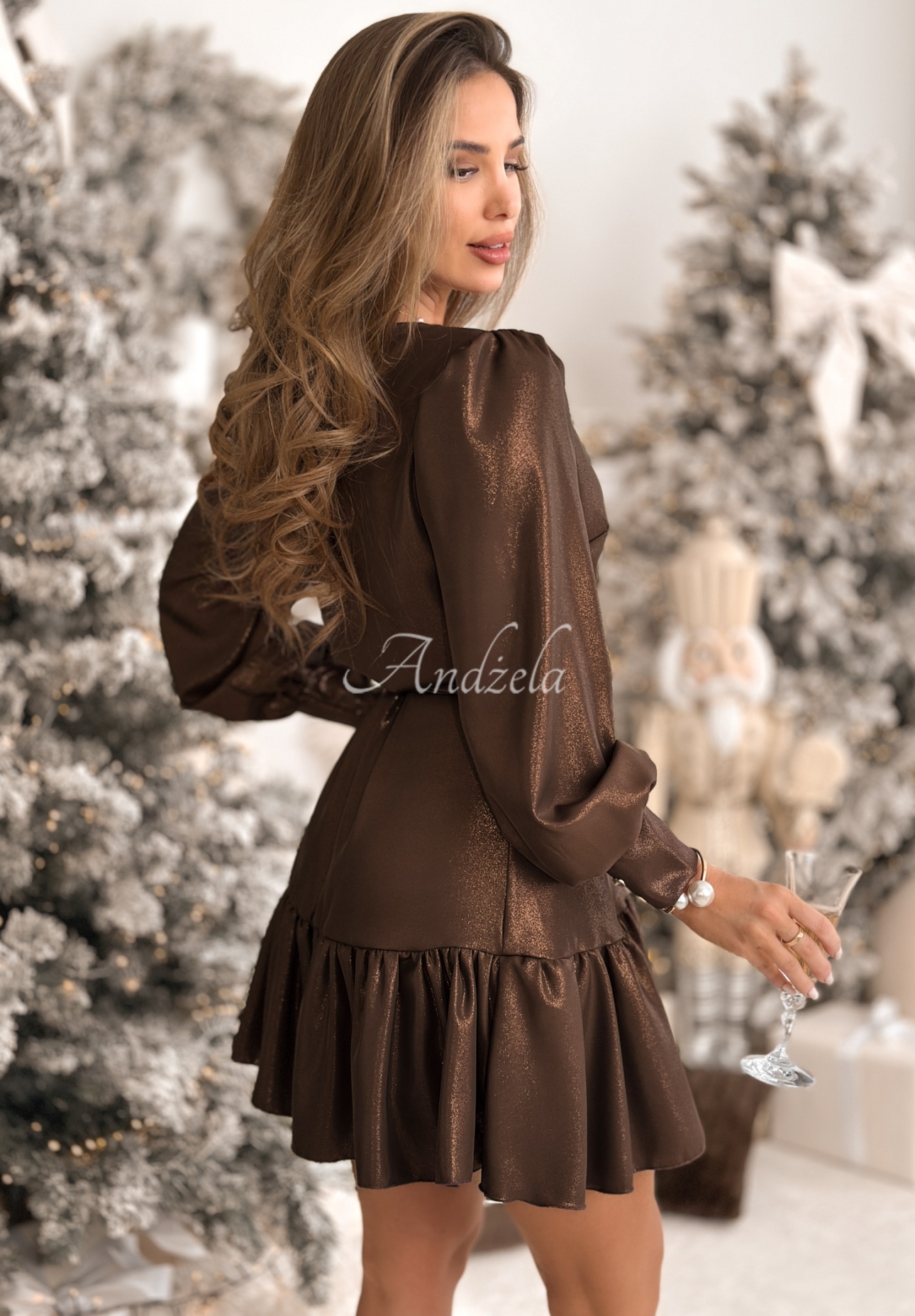 Lesklé obálkové šaty s viskózou Your Song čokoládová