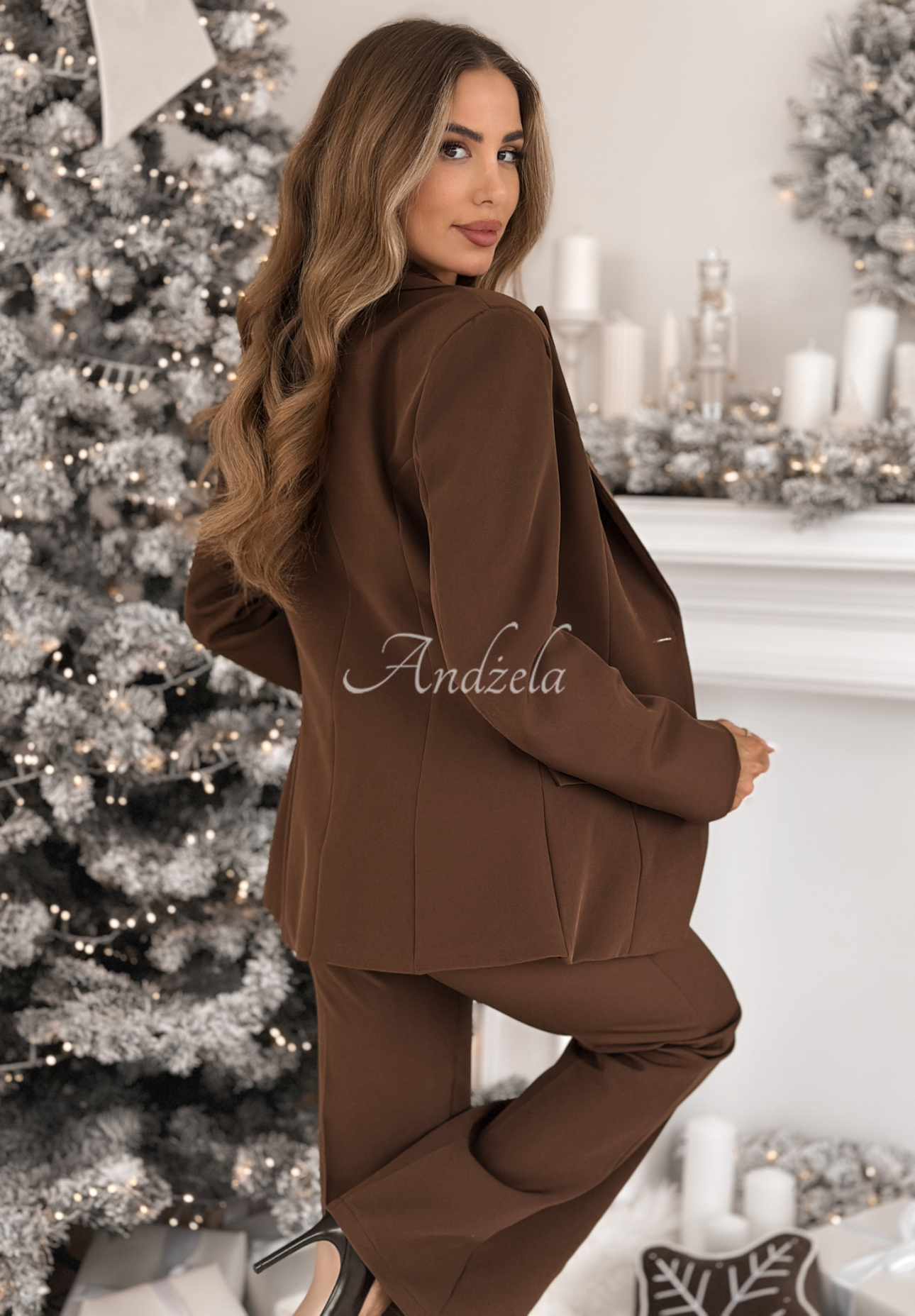 Súprava priliehavé sako a nohavice zvony Say My Name čokoládový