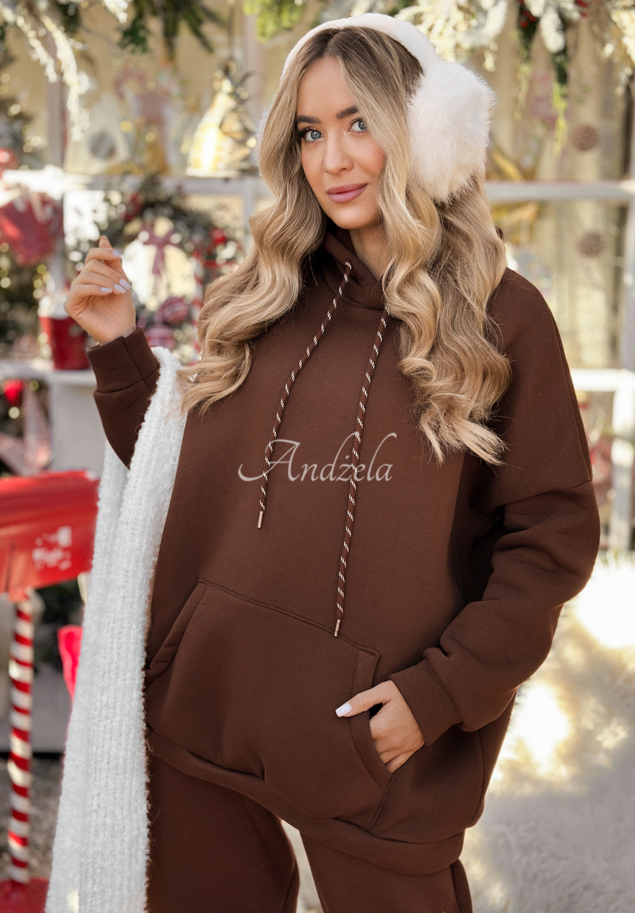 Tepláková súprava mikina a nohavice Chill Code  čokoládový