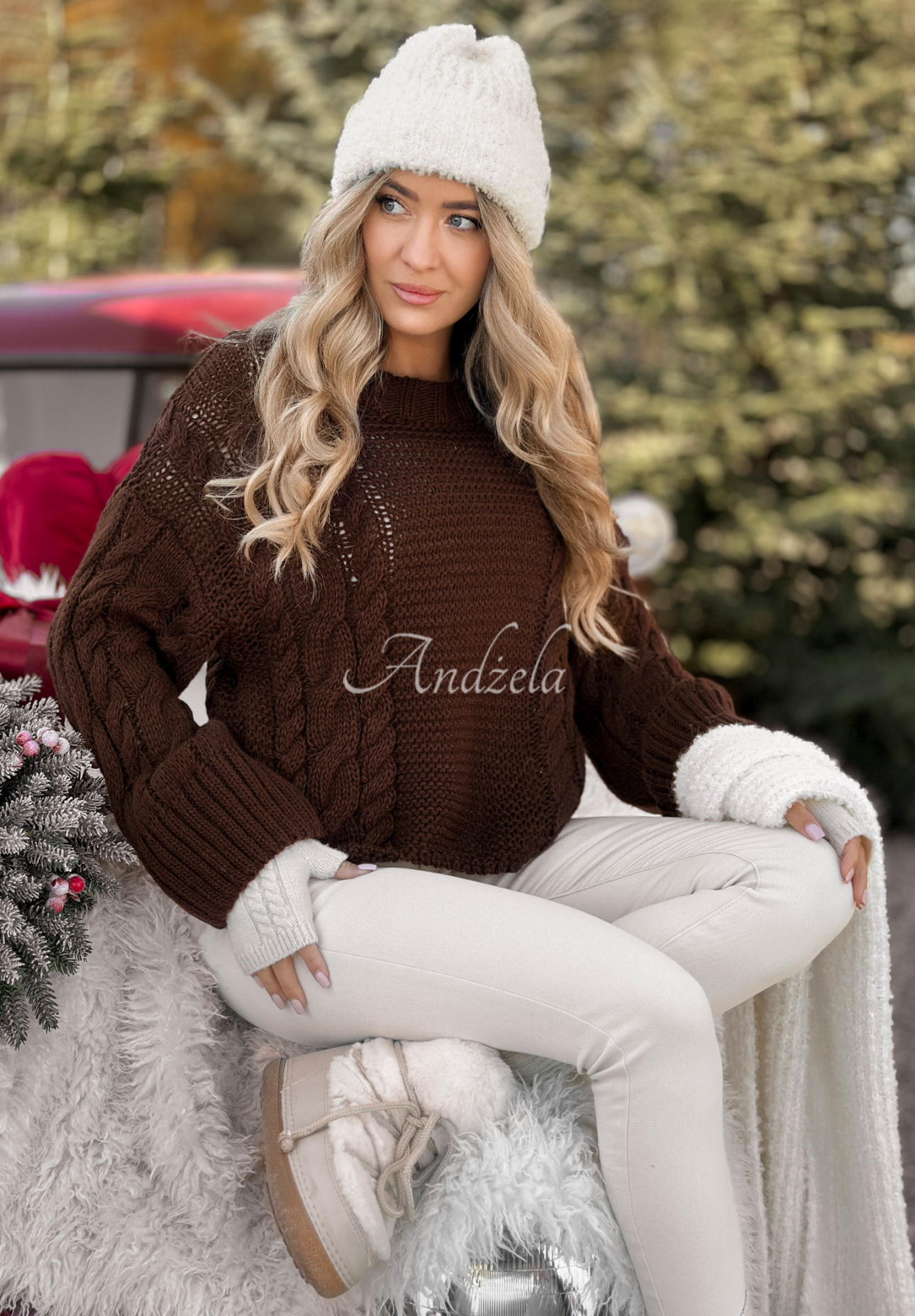 Ozdobne pletený sveter Snuggle Weather čokoládový