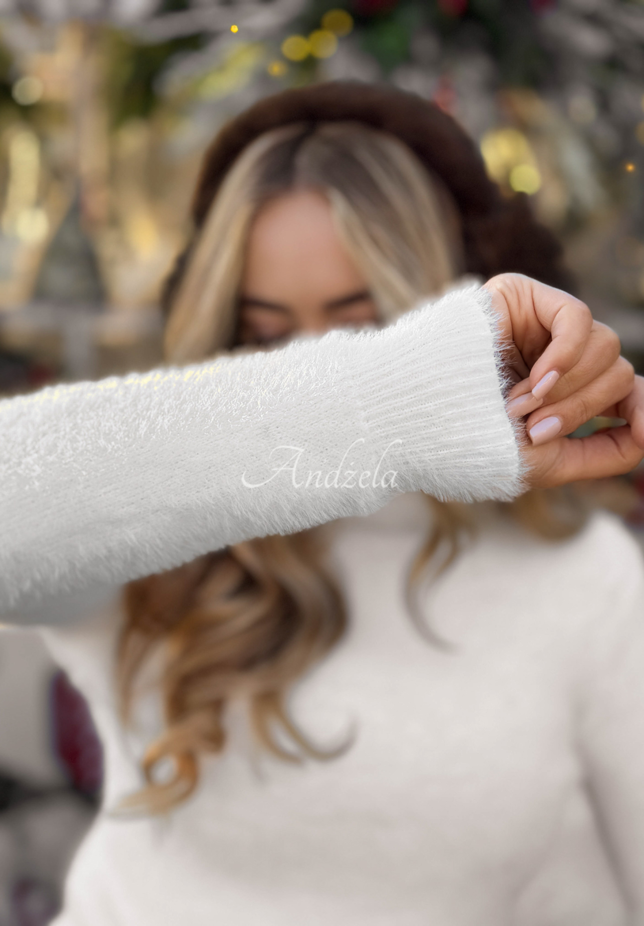 Sveter s rolákom Softest Mind ecru