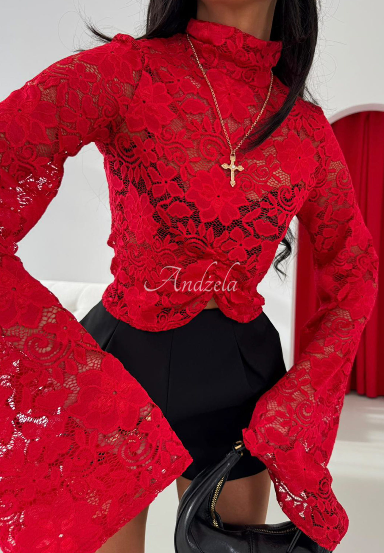 Čipkovaná blúzka so stojačikom a širokými rukávmi z viskózy La Milla Why Not You červená