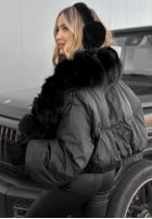 Krátka Bunda z futerkiem Snow Thanks čierna