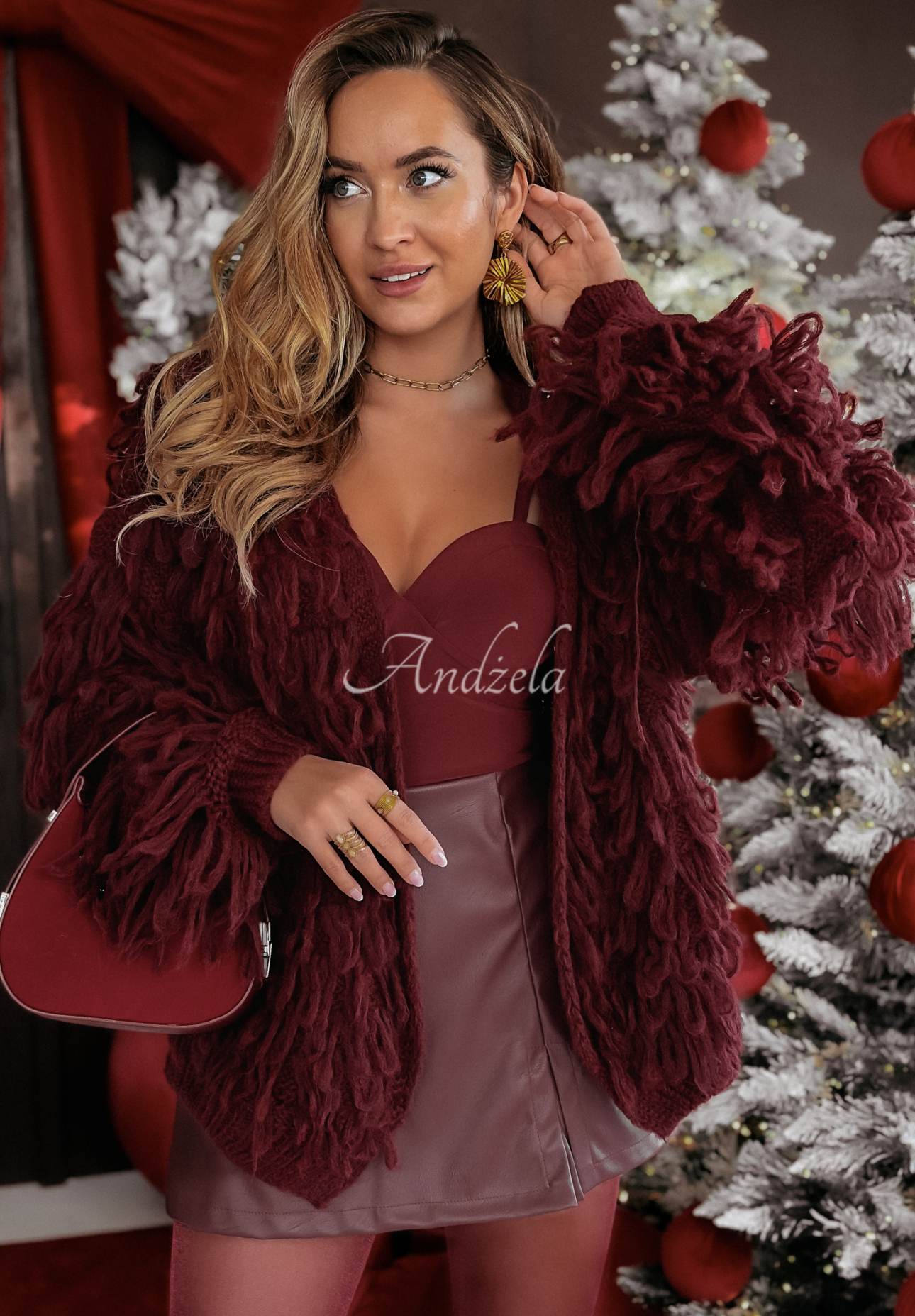 Krátky kardigán so strapcami Fringe bordová