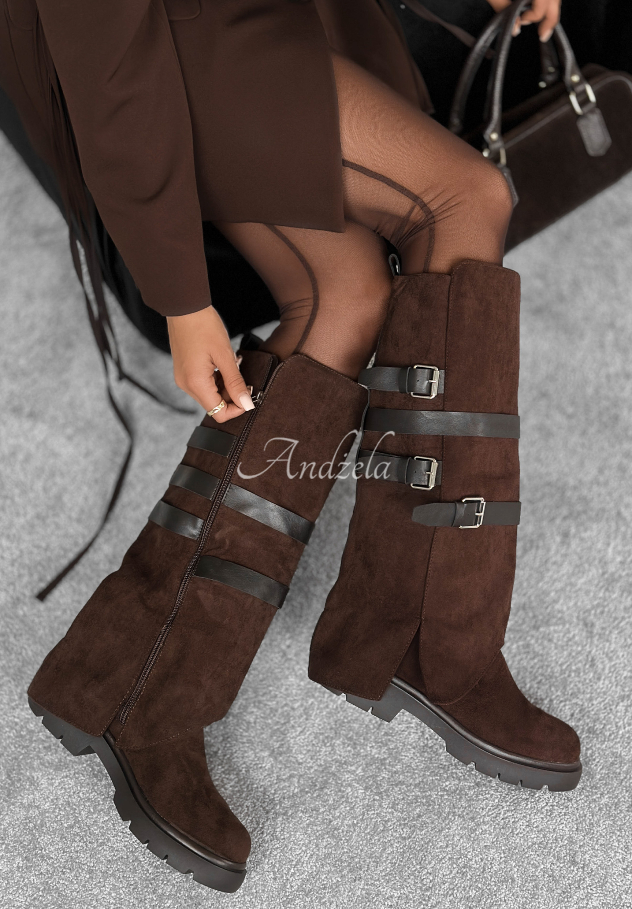 Semišové čižmy s prackami Past Behind Me čokoládové