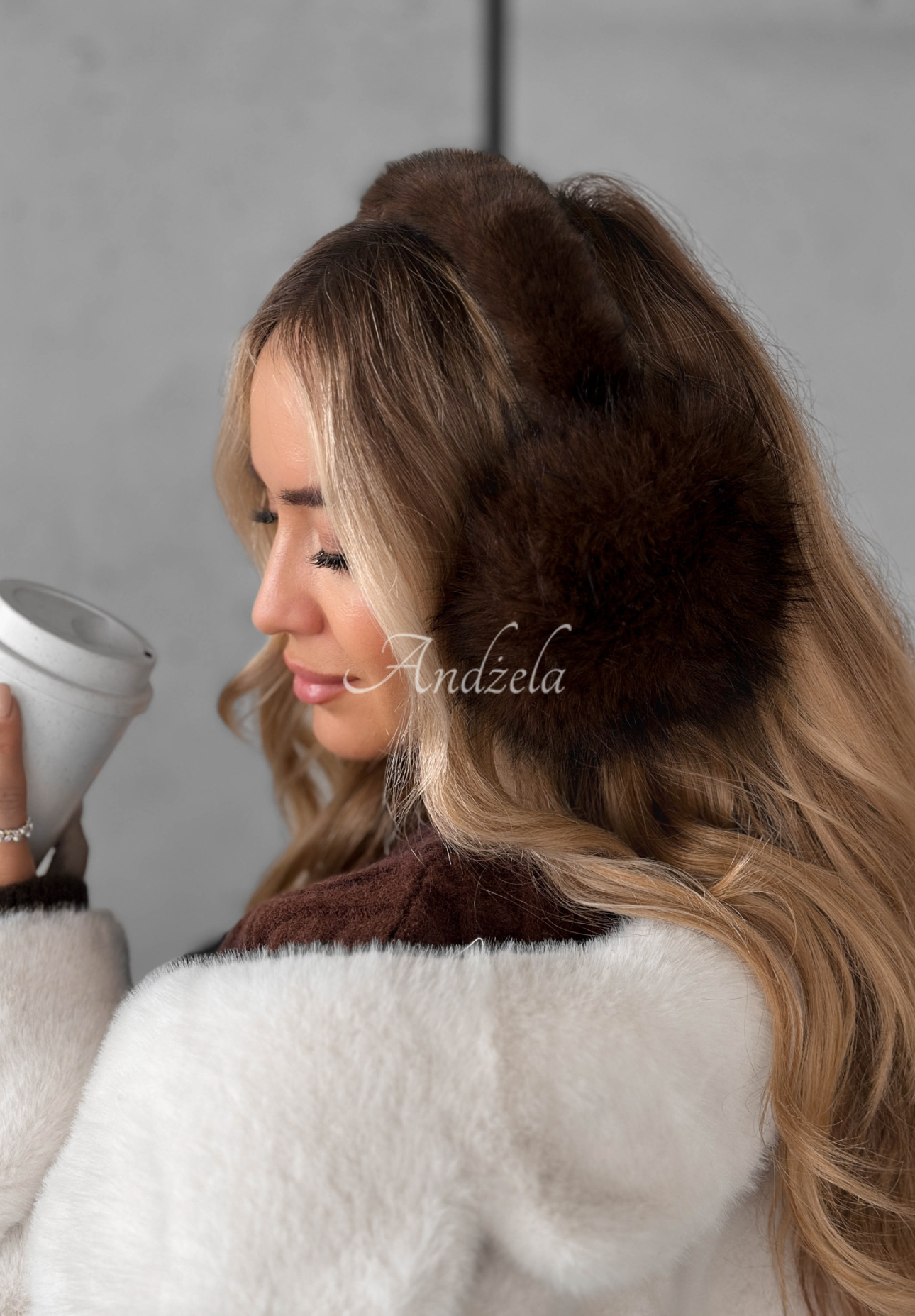 Chrániče na uši s kožušinou Warm Memories čokoládové