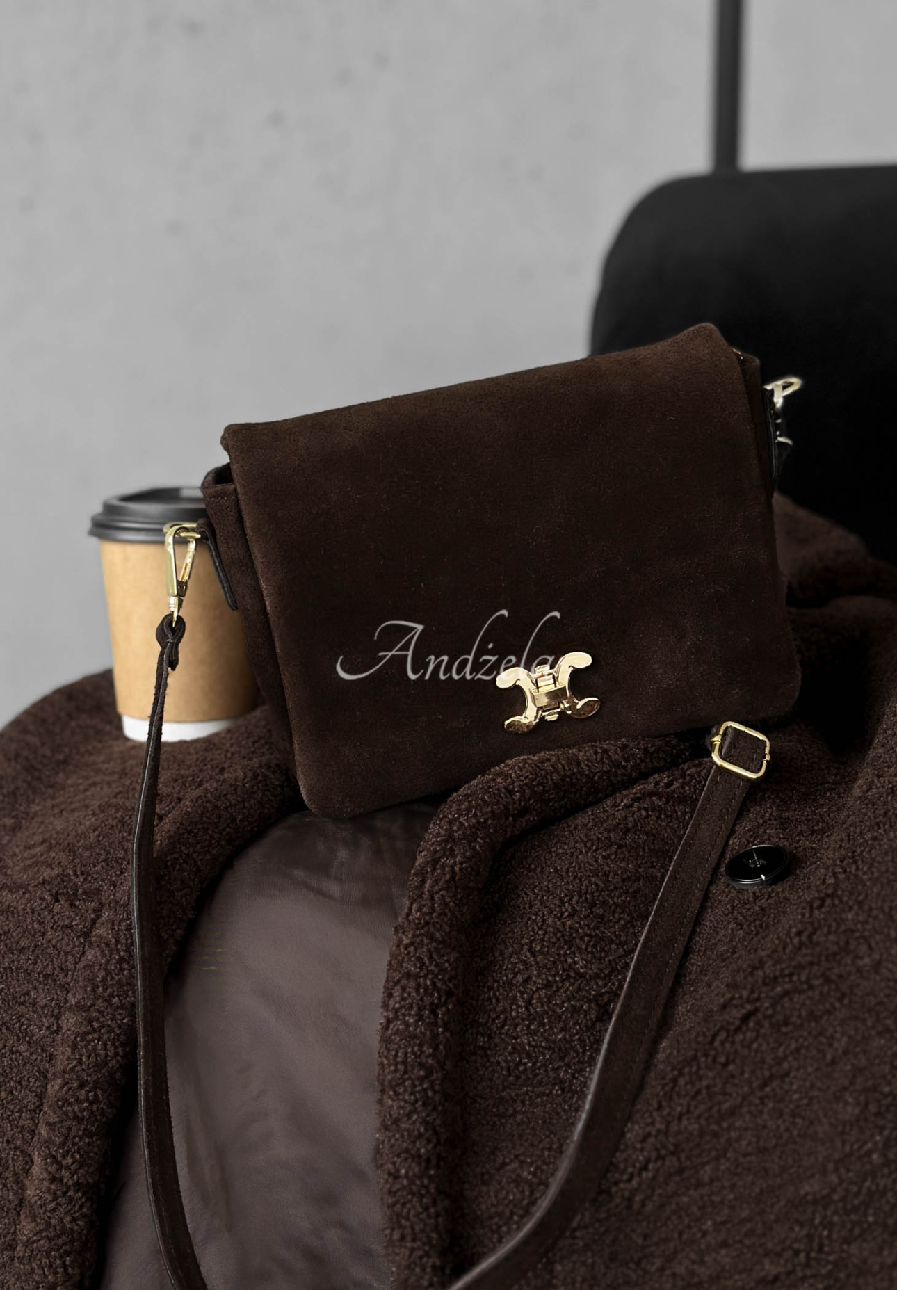 Semišová kabelka In My Closet čokoládová