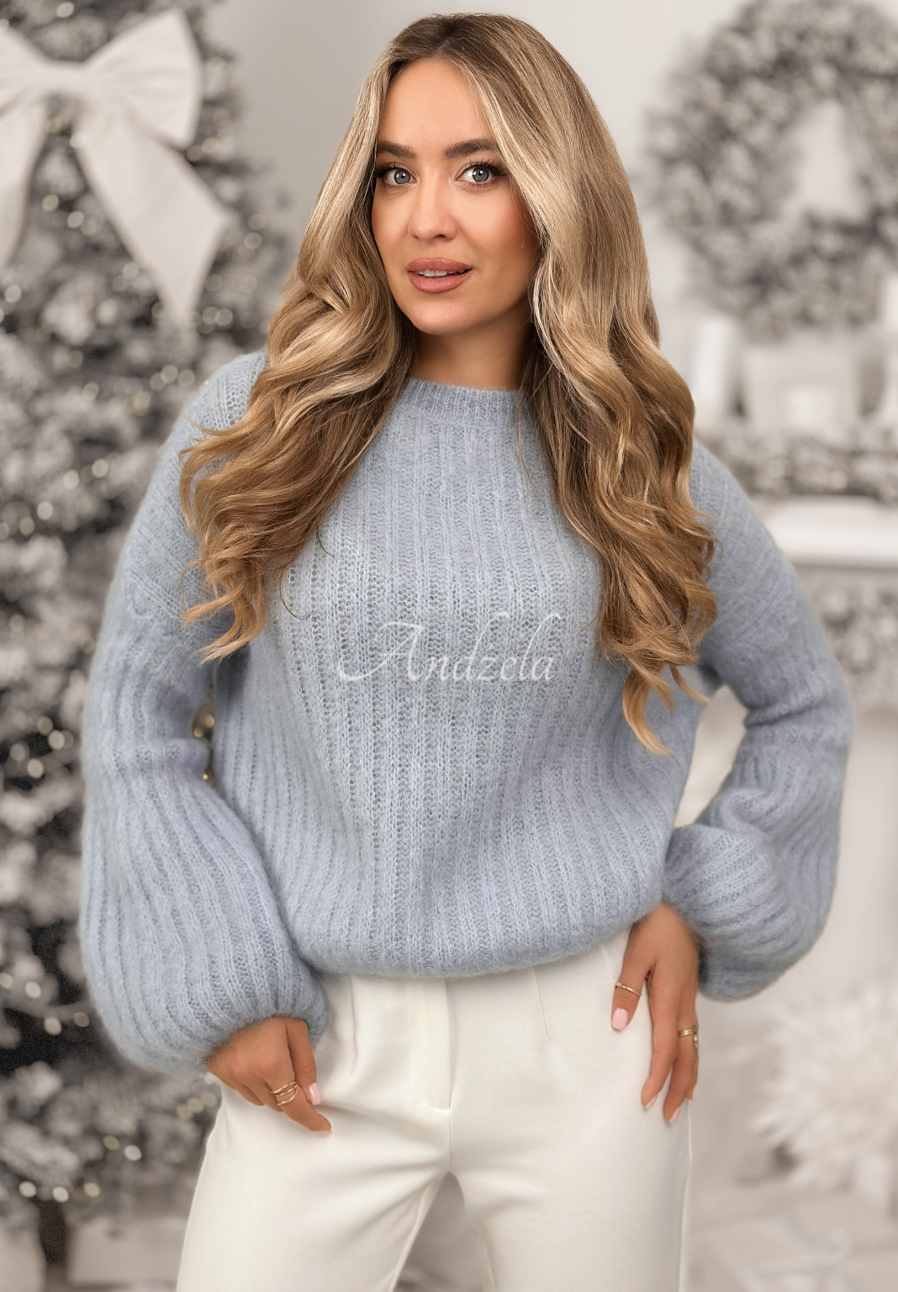 Mohérový sveter so širokými rukávmi Better Than That blankytný