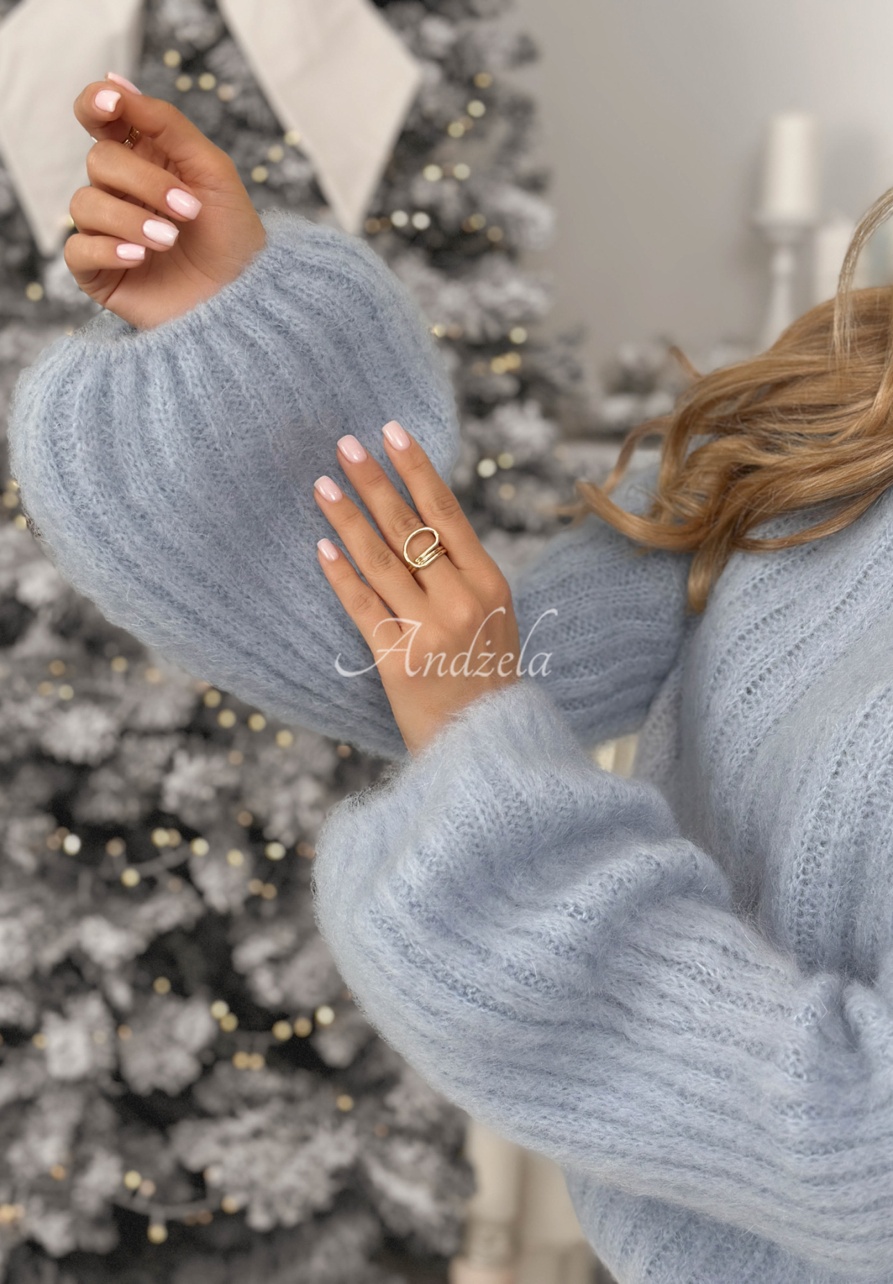 Mohérový sveter so širokými rukávmi Better Than That blankytný