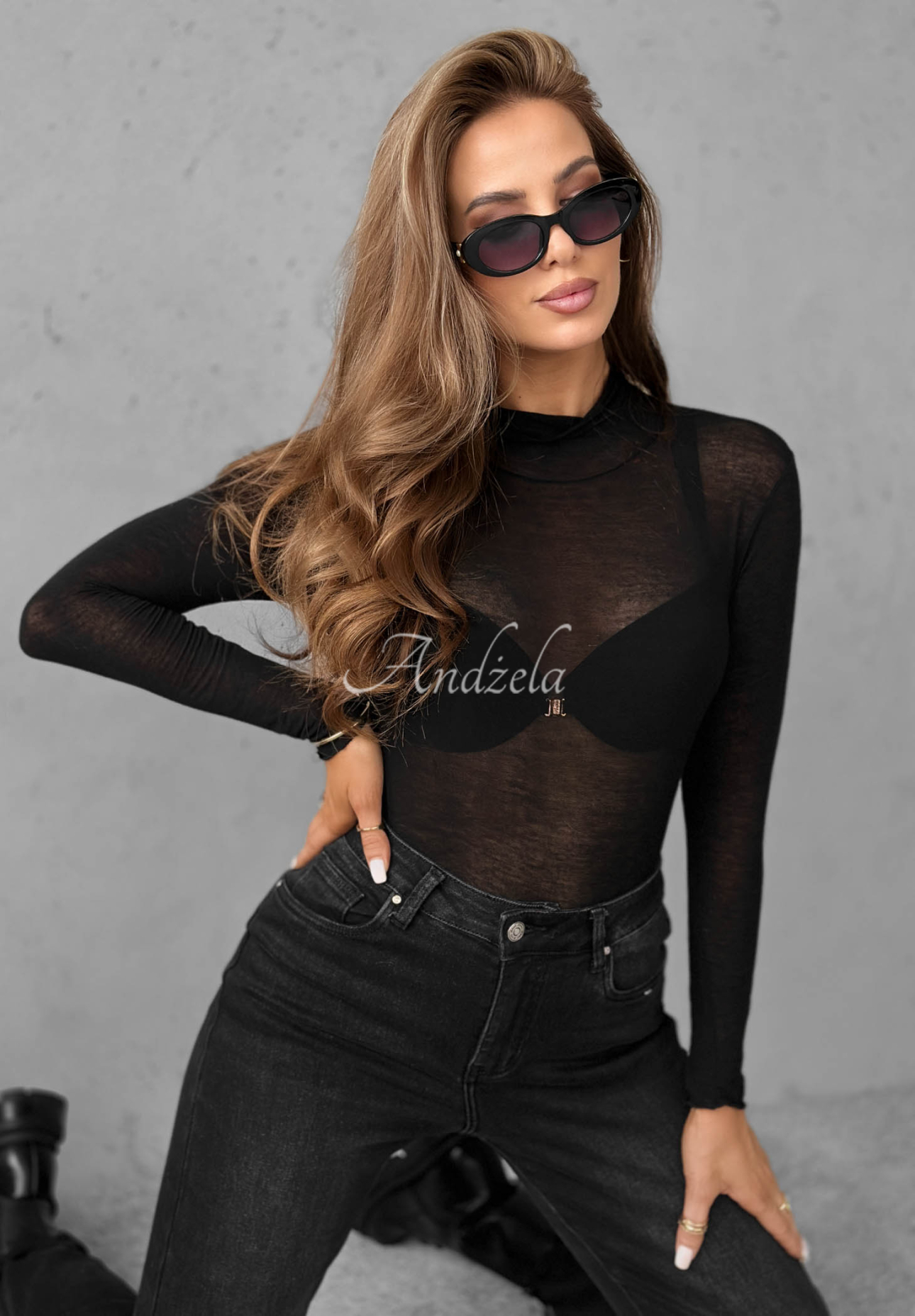 Blúzka z jemného materiálu s rolákom a kašmírom Be The One čierne