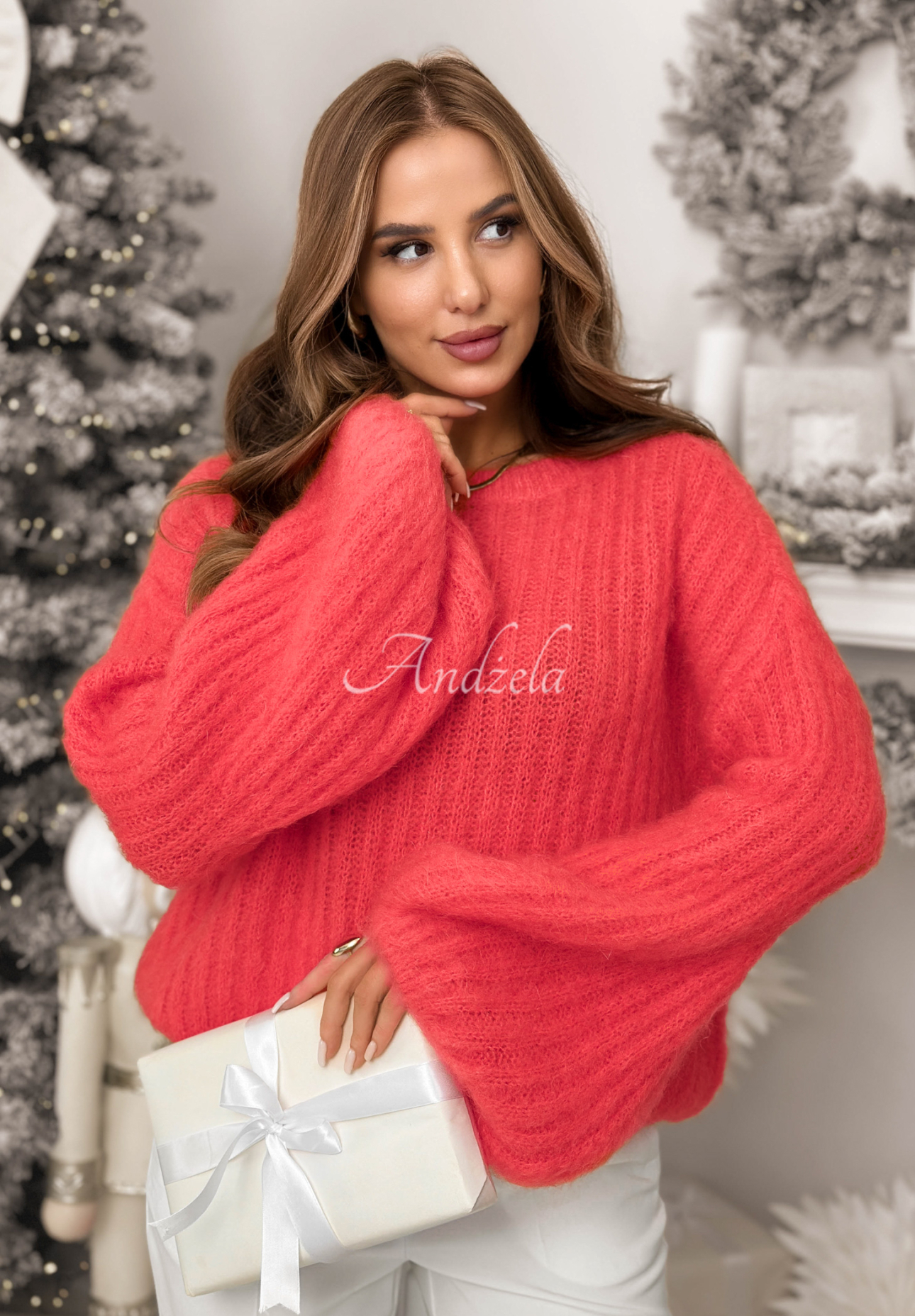 Mohérový sveter so širokými rukávmi Better Than That Koralová