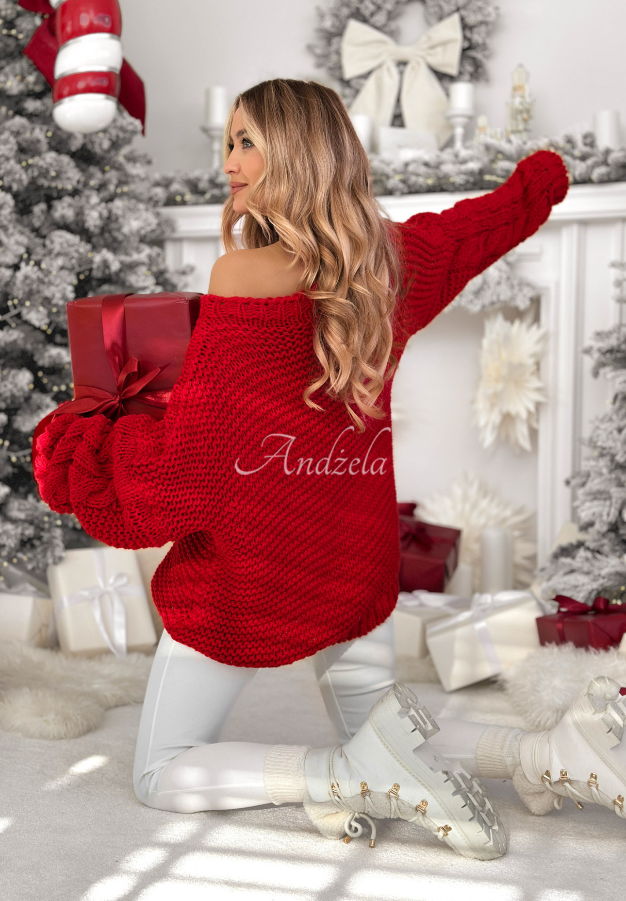 Sveter oversize ozdobne pletený s vlnou White Season červený