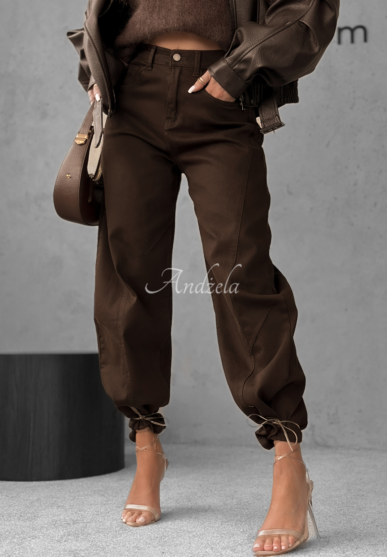 Džínsy balloon Say Less čokoládové