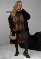 Dlhý Sveter w romby Winter Things czekoladowo-čierne