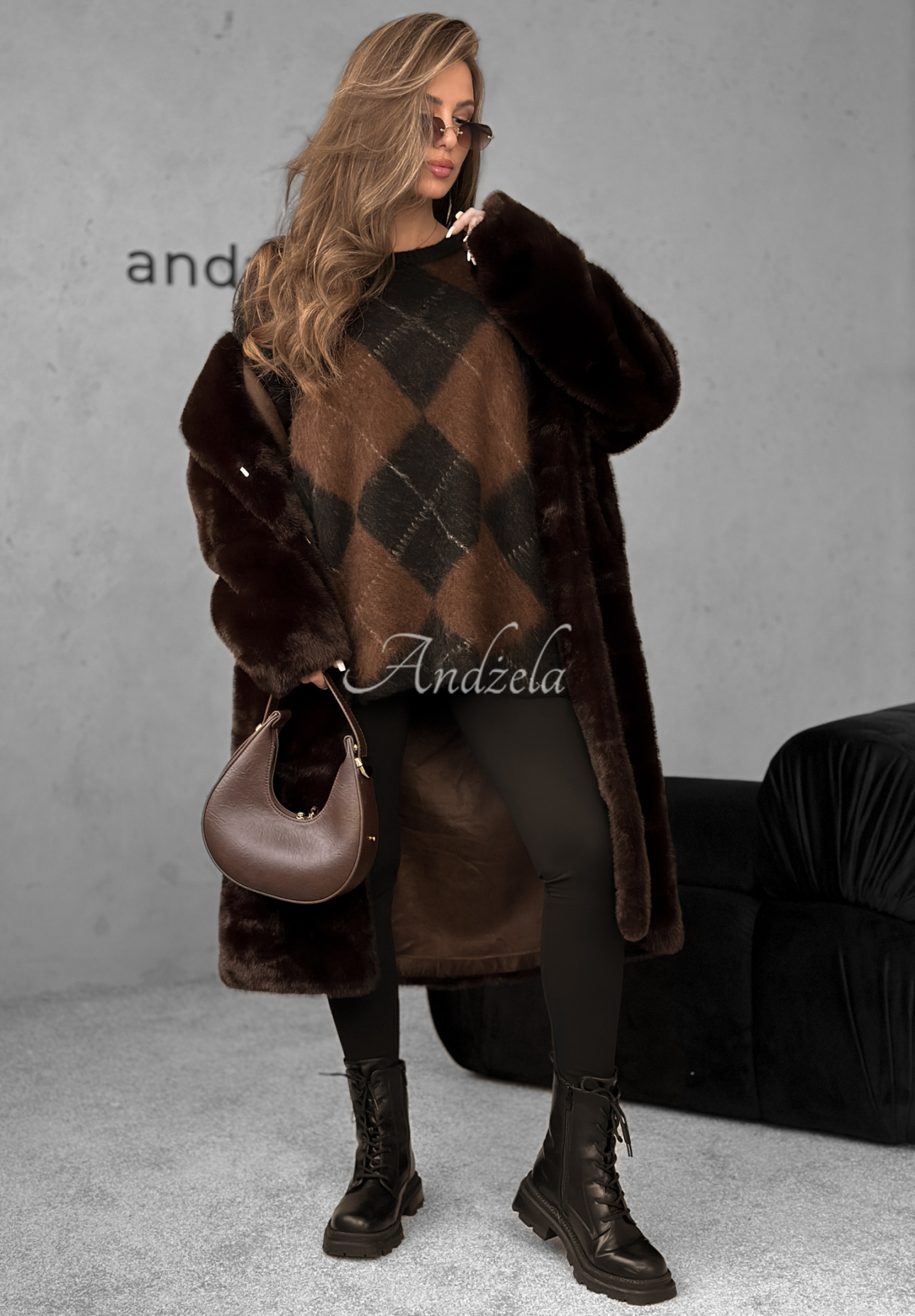 Sveter s diamantovým vzorom s vlnou a viskózou Winter Things čokoládovo-čierny