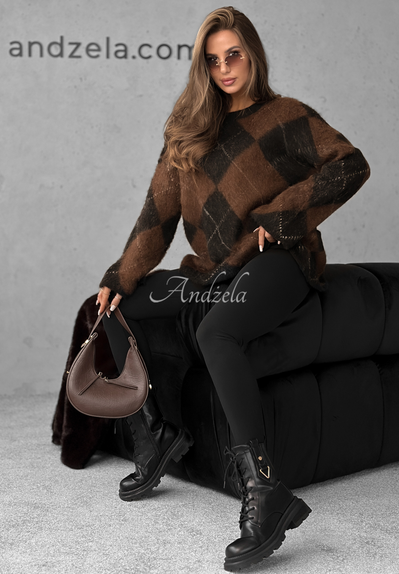 Sveter s diamantovým vzorom s vlnou a viskózou Winter Things čokoládovo-čierny