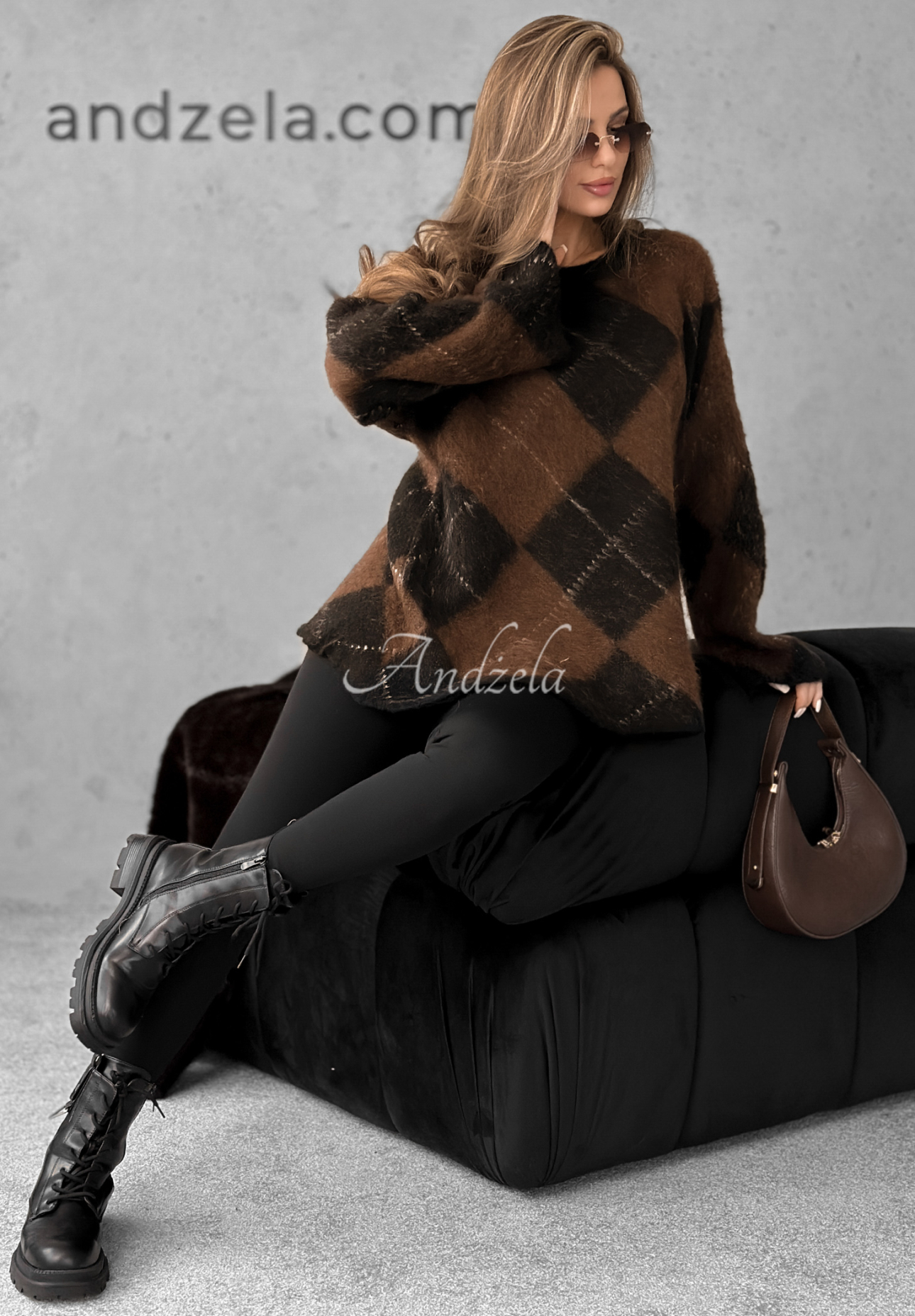 Sveter s diamantovým vzorom s vlnou a viskózou Winter Things čokoládovo-čierny