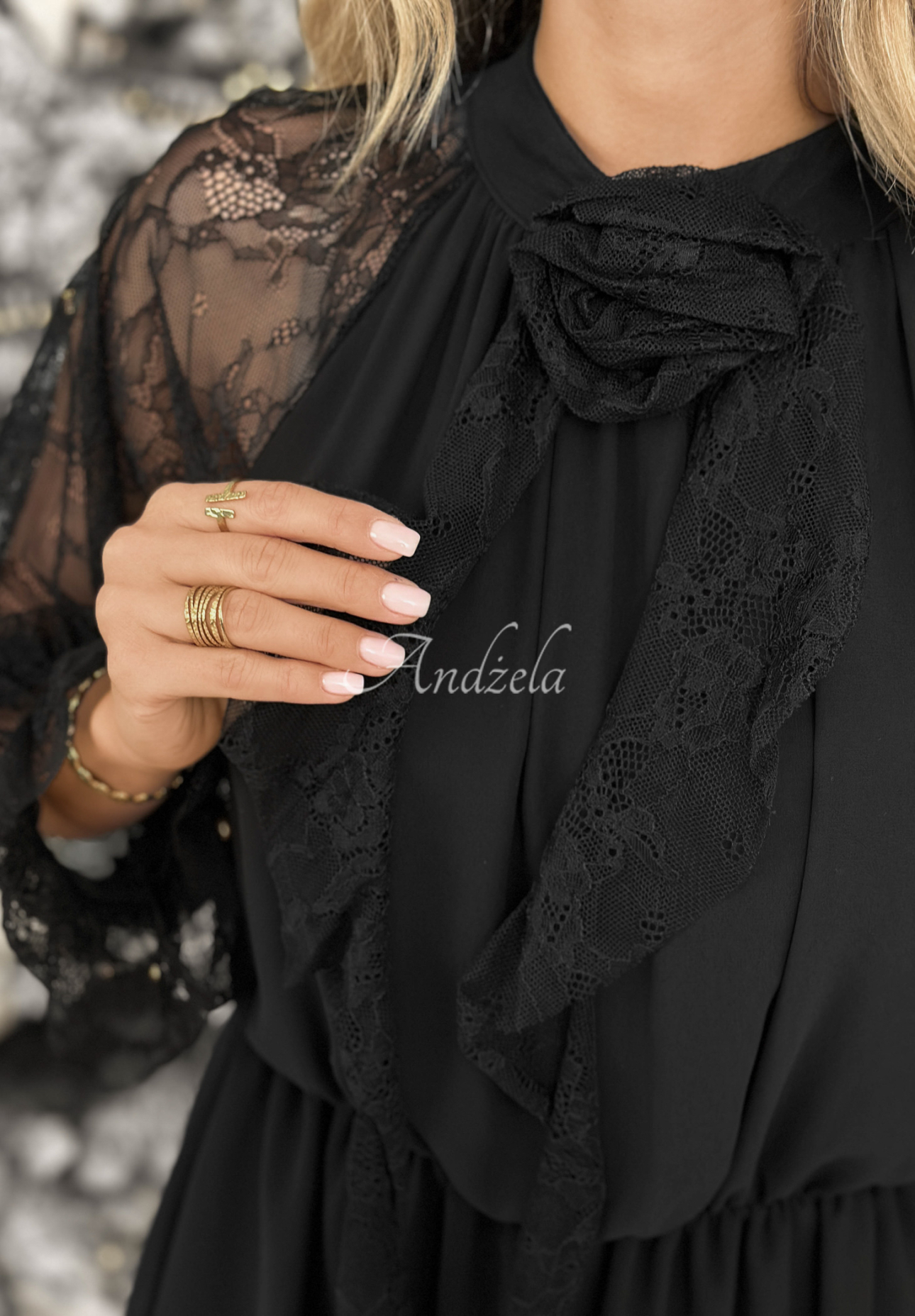 Šaty mini s čipkou Never Limit čierna