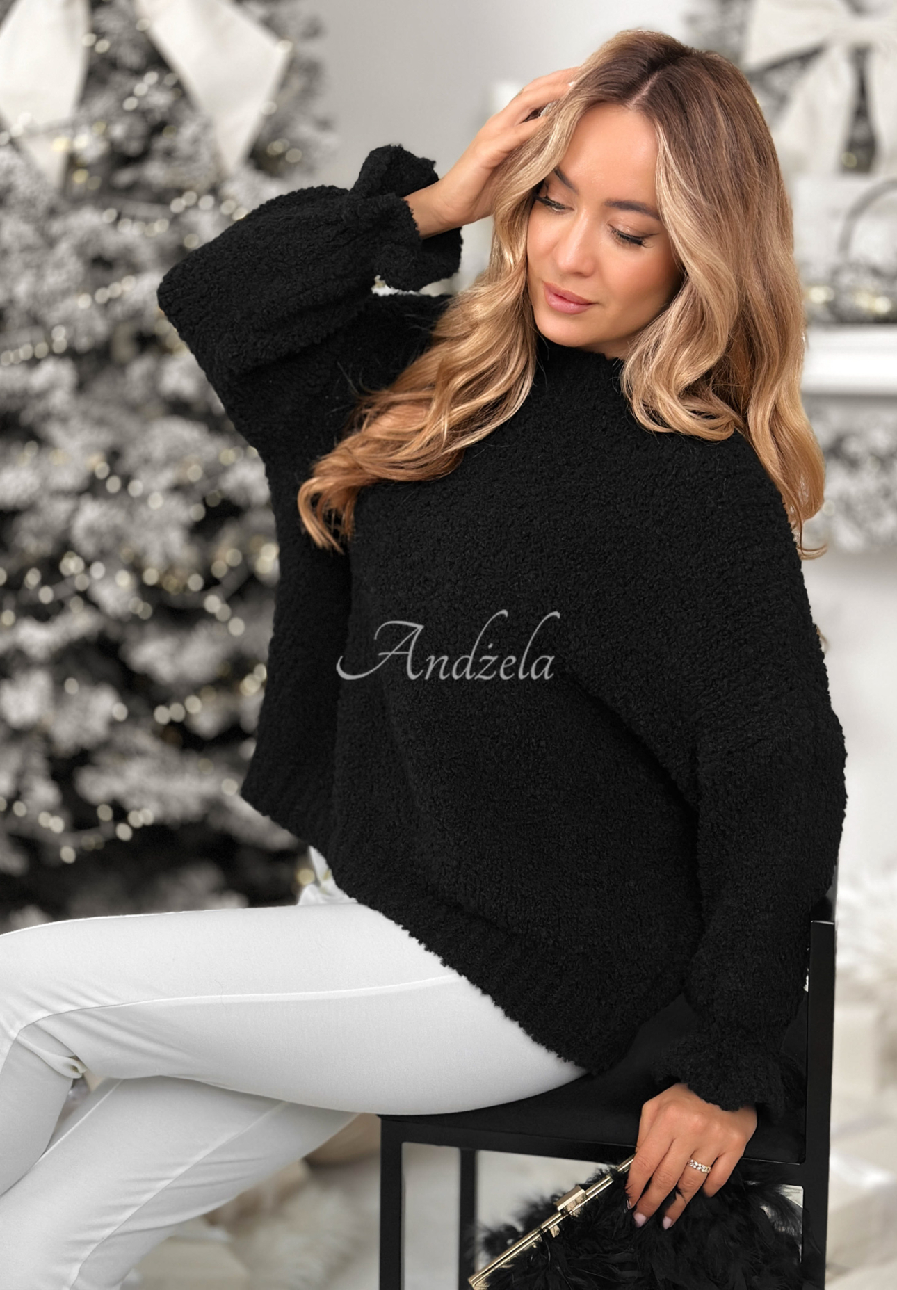 Sveter s vlnou a alpakou Feels Like Heaven čierne