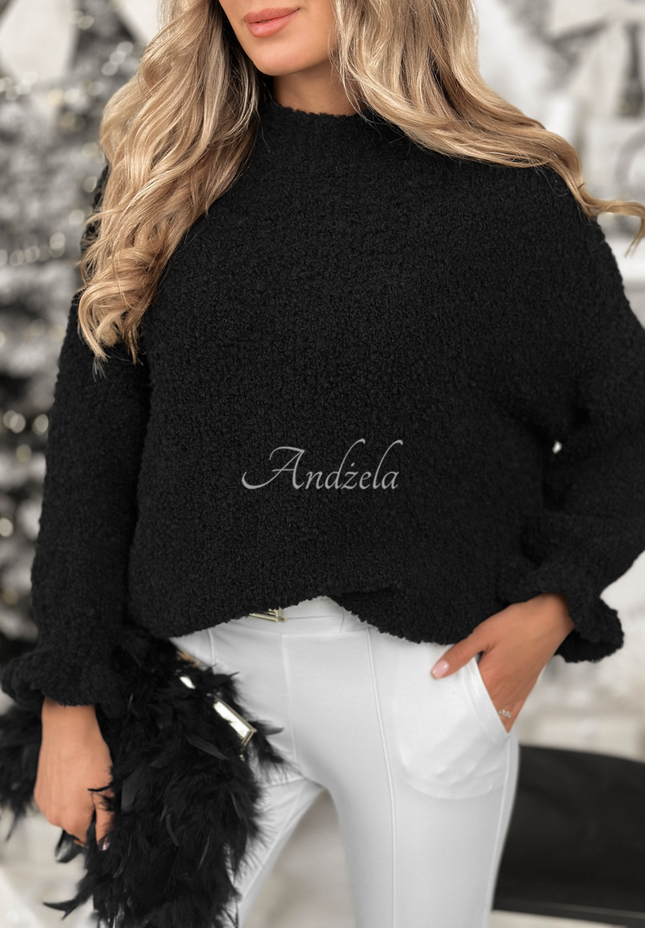 Sveter s vlnou a alpakou Feels Like Heaven čierne