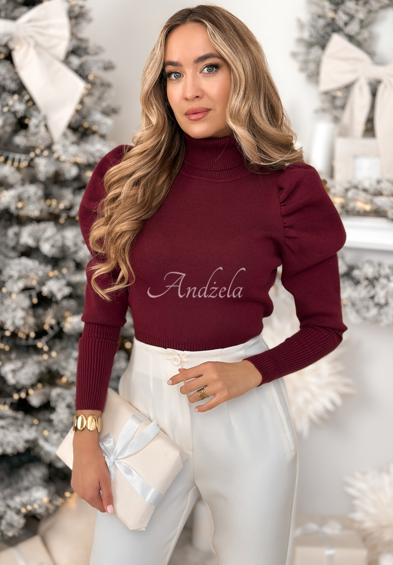 Rebrovaná roláková blúzka s naberanými rukávmi Amiria bordová