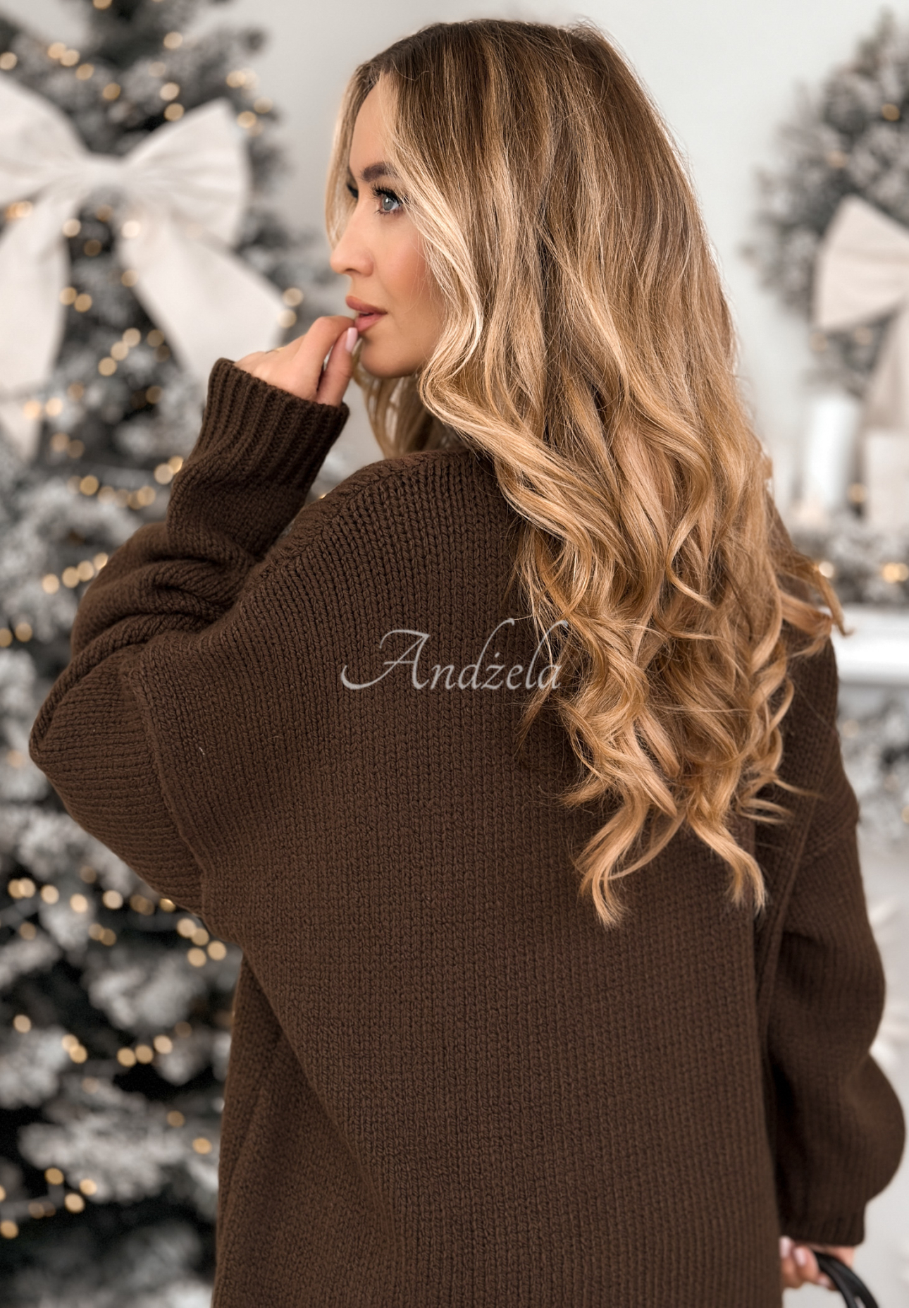 Sveter oversize s ozdobnou väzbou Cocomore Tressa čokoládový