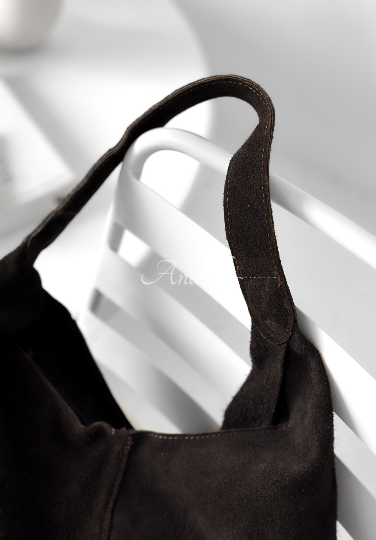 Semišová kabelka In The Shade čokoládová