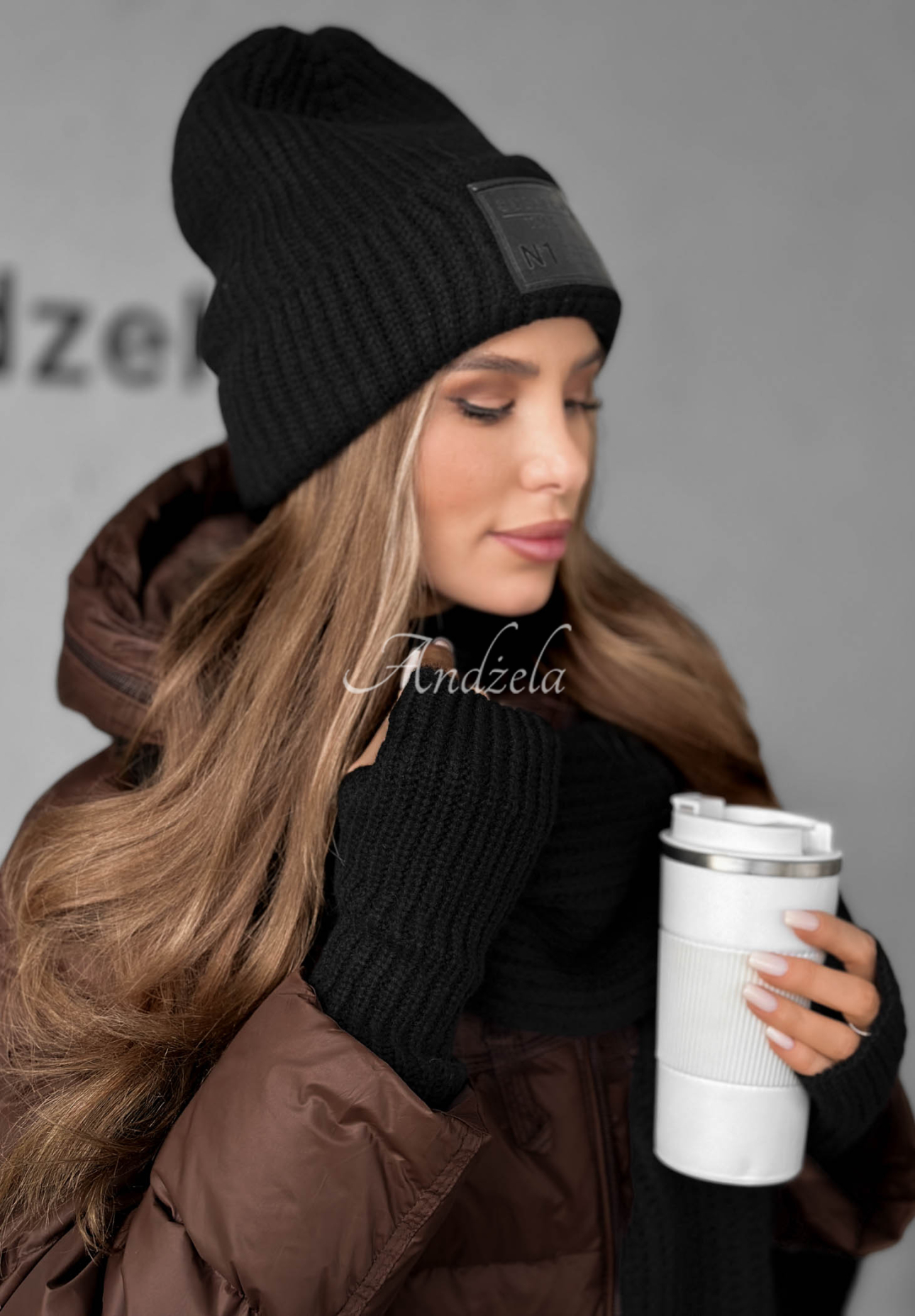 Súprava čiapka, šál, rukavice 3v1 December čierne