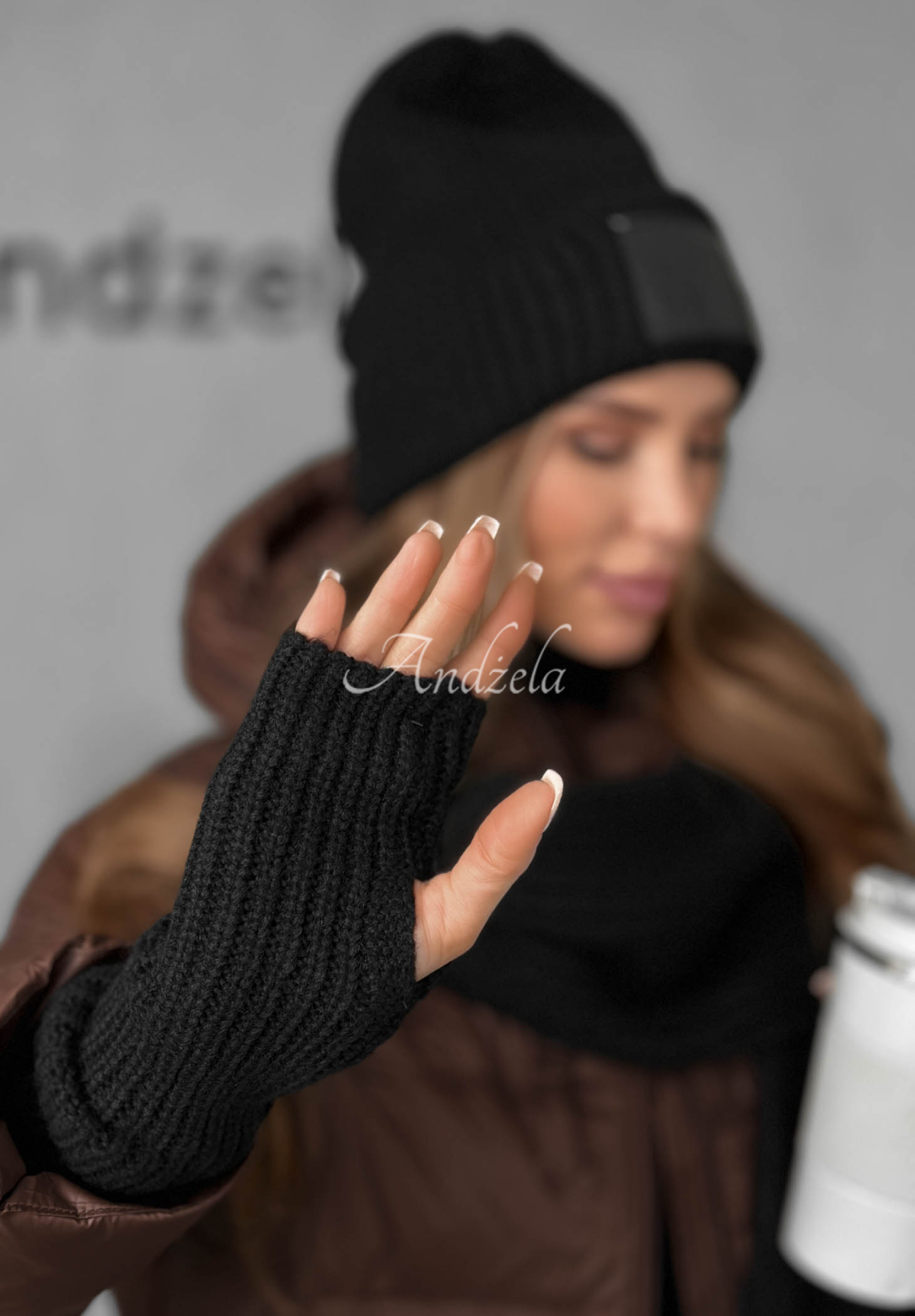 Súprava čiapka, šál, rukavice 3v1 December čierne