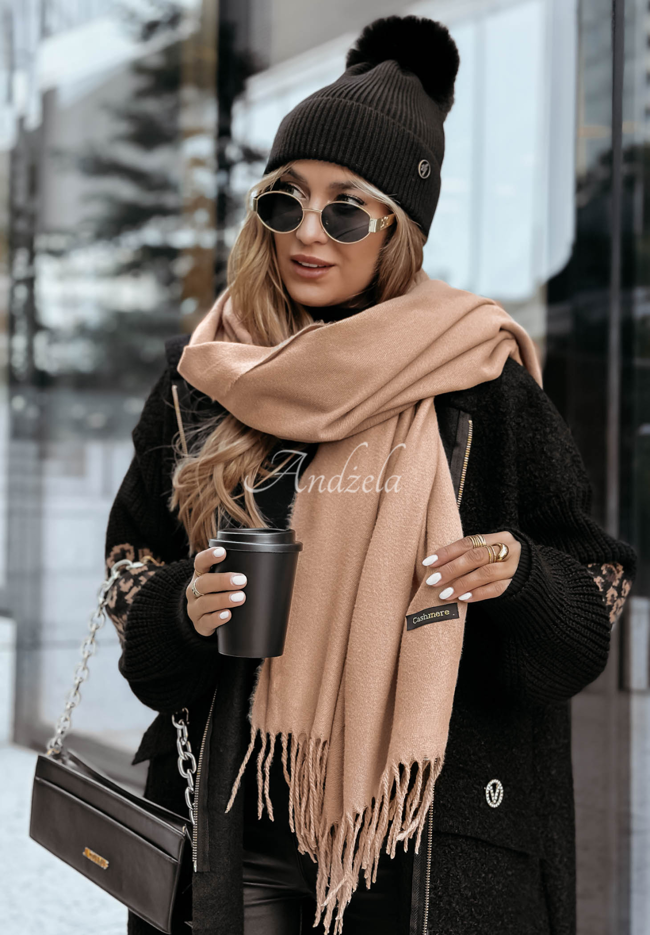 Šál so strapcami Closer To Heaven béžový