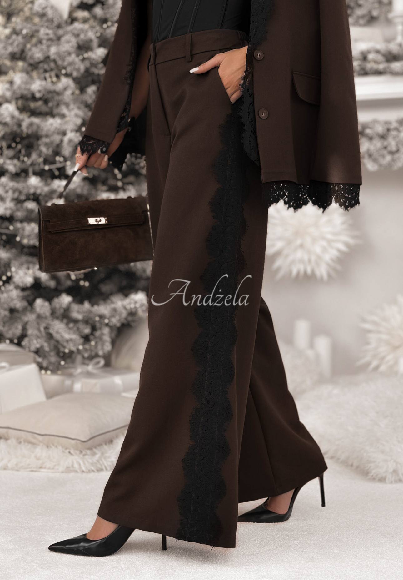 Nohavice wide leg s čipkou a viskózou Grace Moment  čokoládové