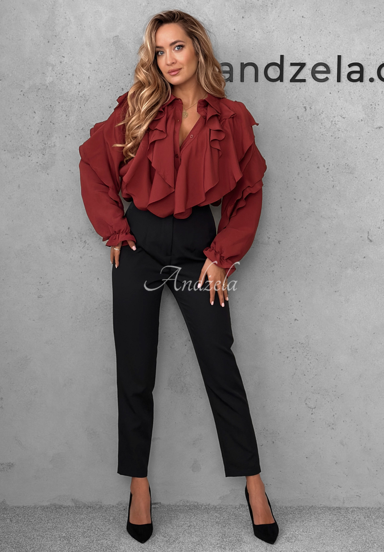 Viskózová košeľa s volánikmi Majestic Dreams bordová