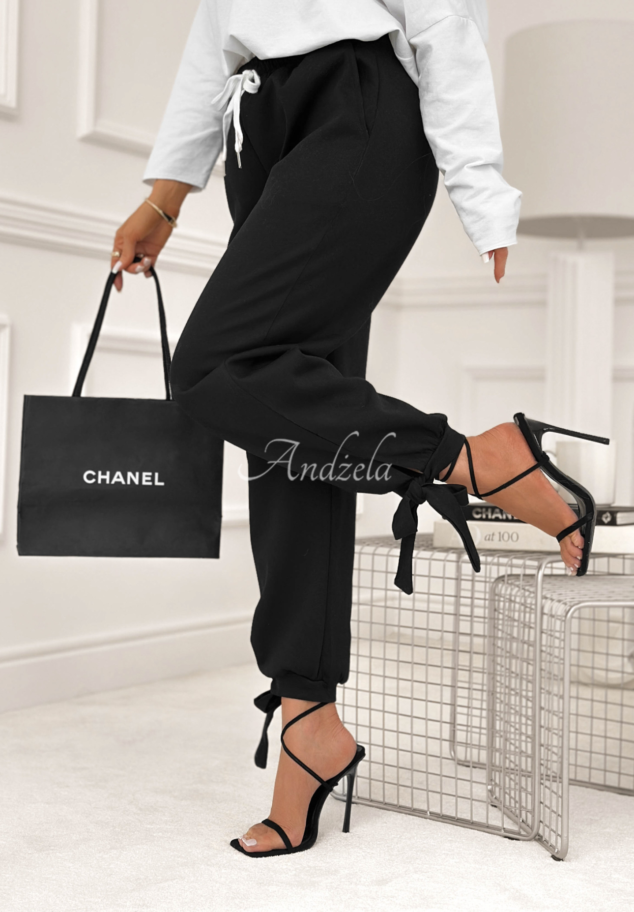 Tepláky Comfy &amp; Trendy čierne