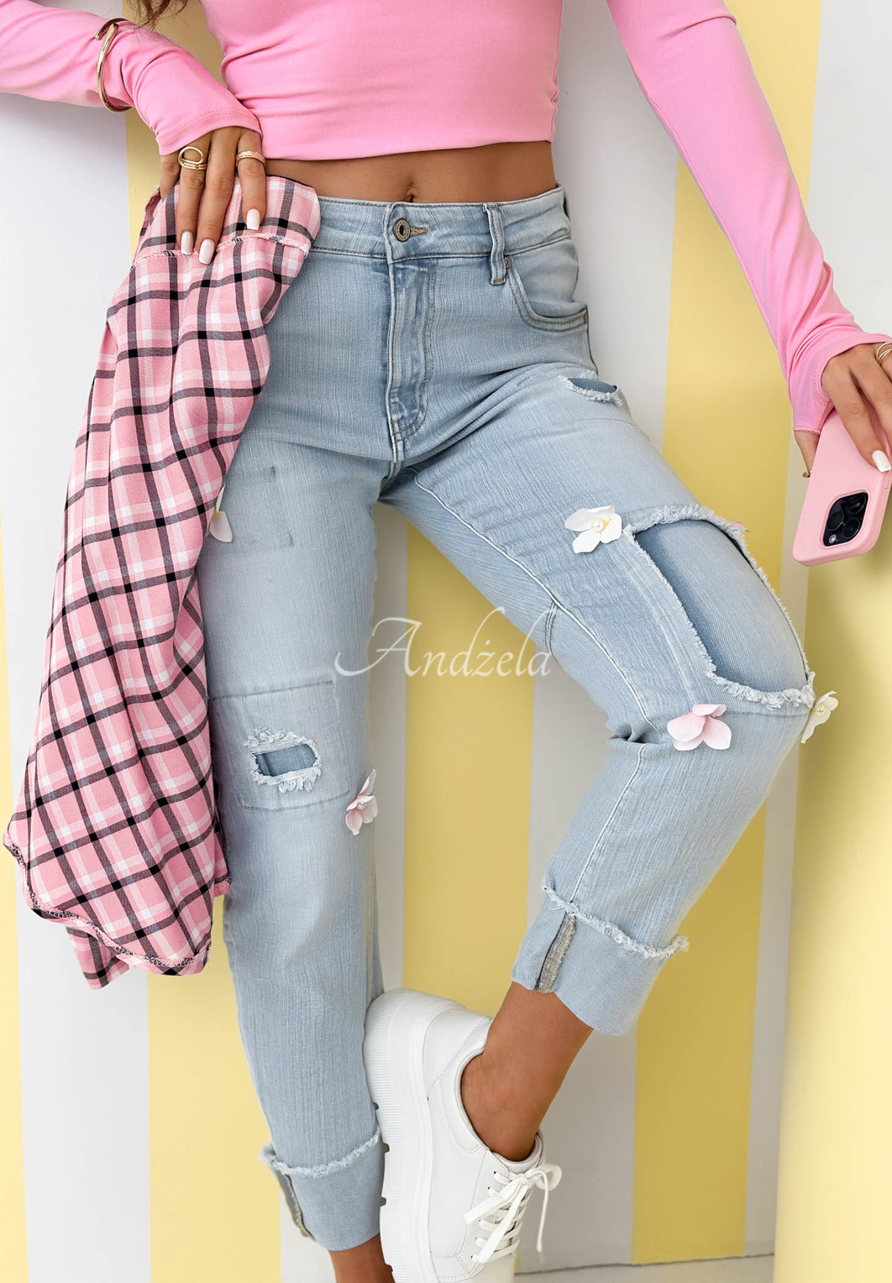 Džínsy mom fit s kvetmi Sweet Little Flowers svetlomodré