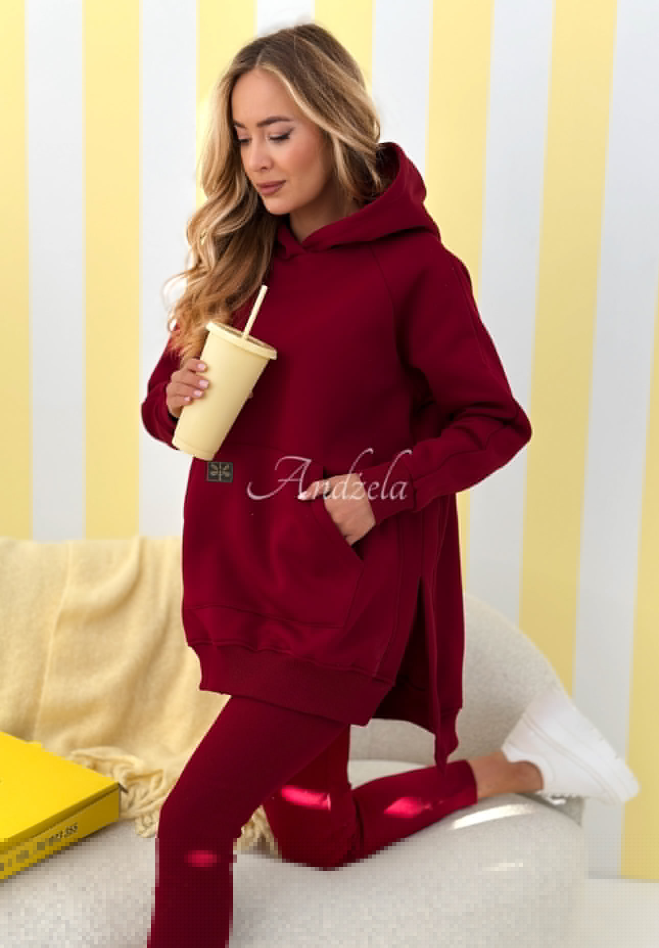 Mikina s vreckom s kapucňou Siempre bordová II