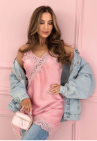 Satynowy top z koronką Seductive Lace púdrovo ružová