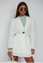 Sako z wiązaniem She Believed It čierna