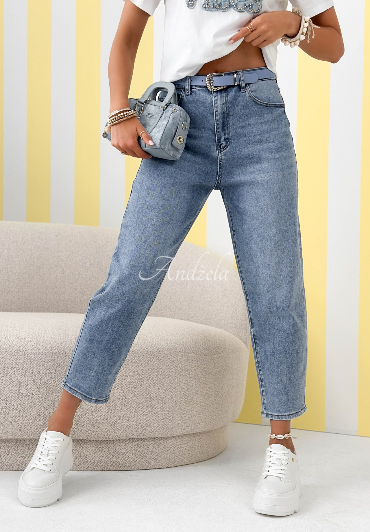 Džínsy mom fit s opaskom Hard To Forget modré