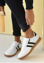 Tenisky Walking On Flowers biele